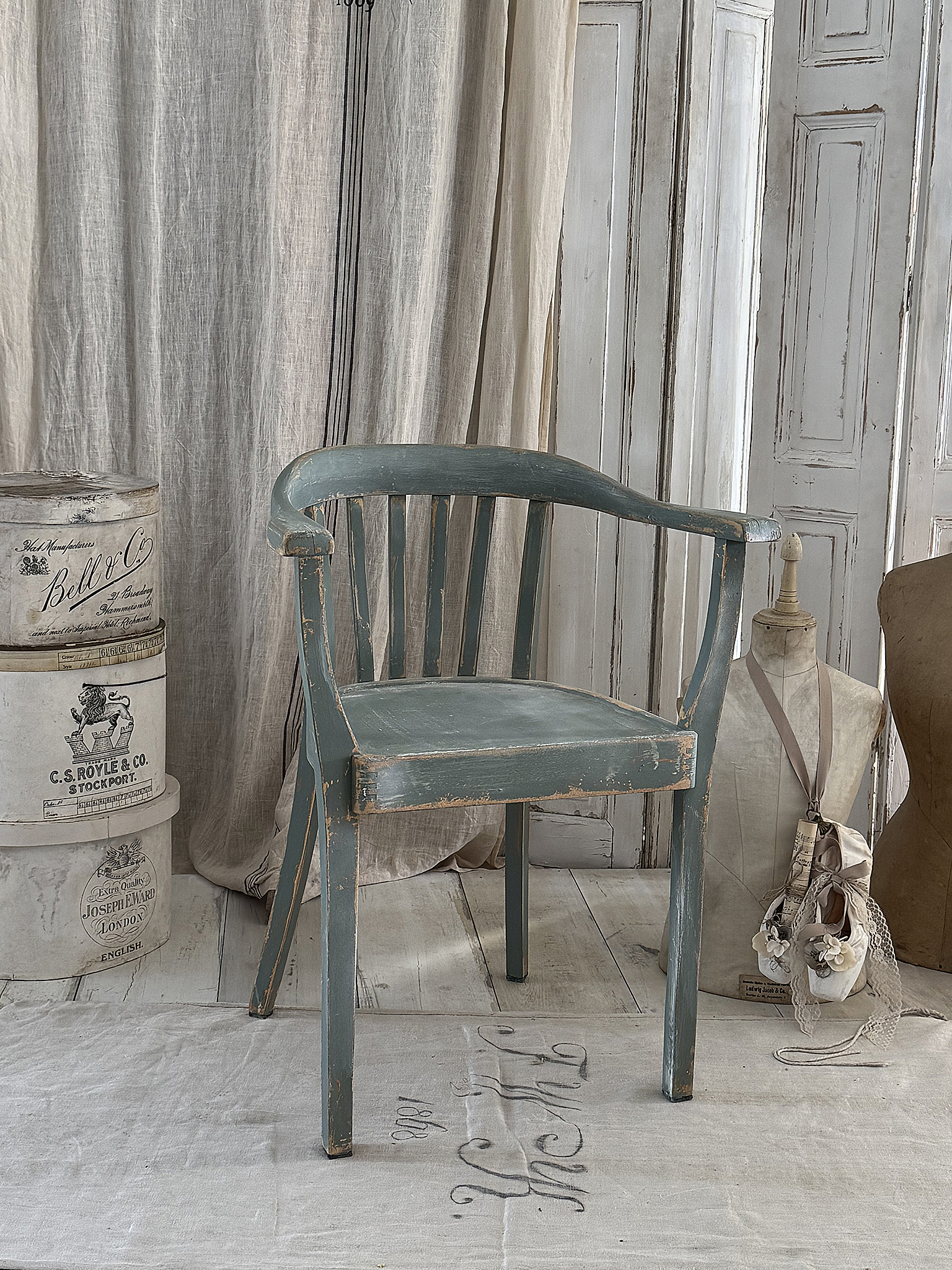 Alter Armlehnenstuhl Bauhaus Vintage/Salbei***