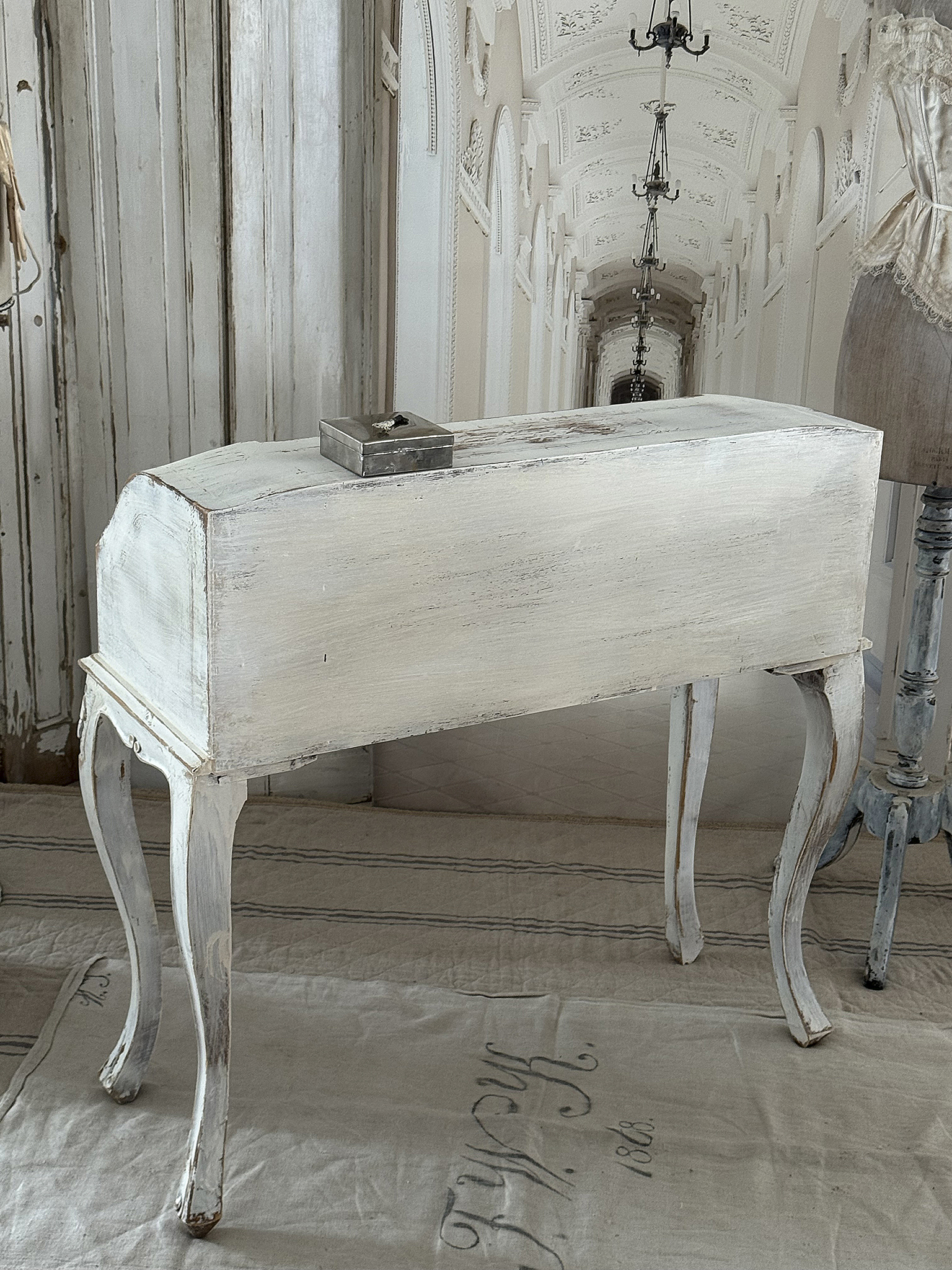 Antiker Damensekretär im Shabby Chic Stil – Original & mit Charakter***