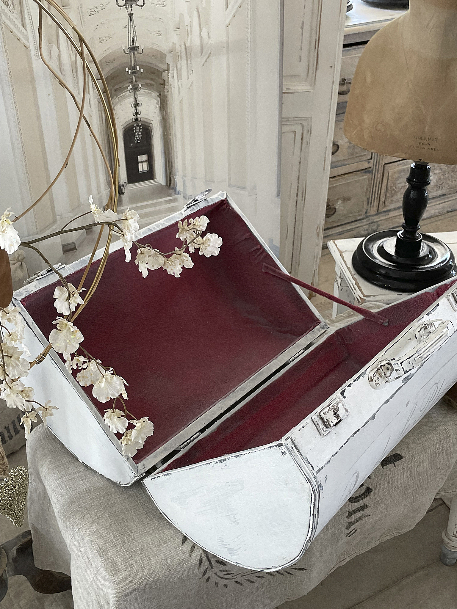 Ausgefallener runder Hutkoffer*** Ausgefallener runder Hutkoffer***