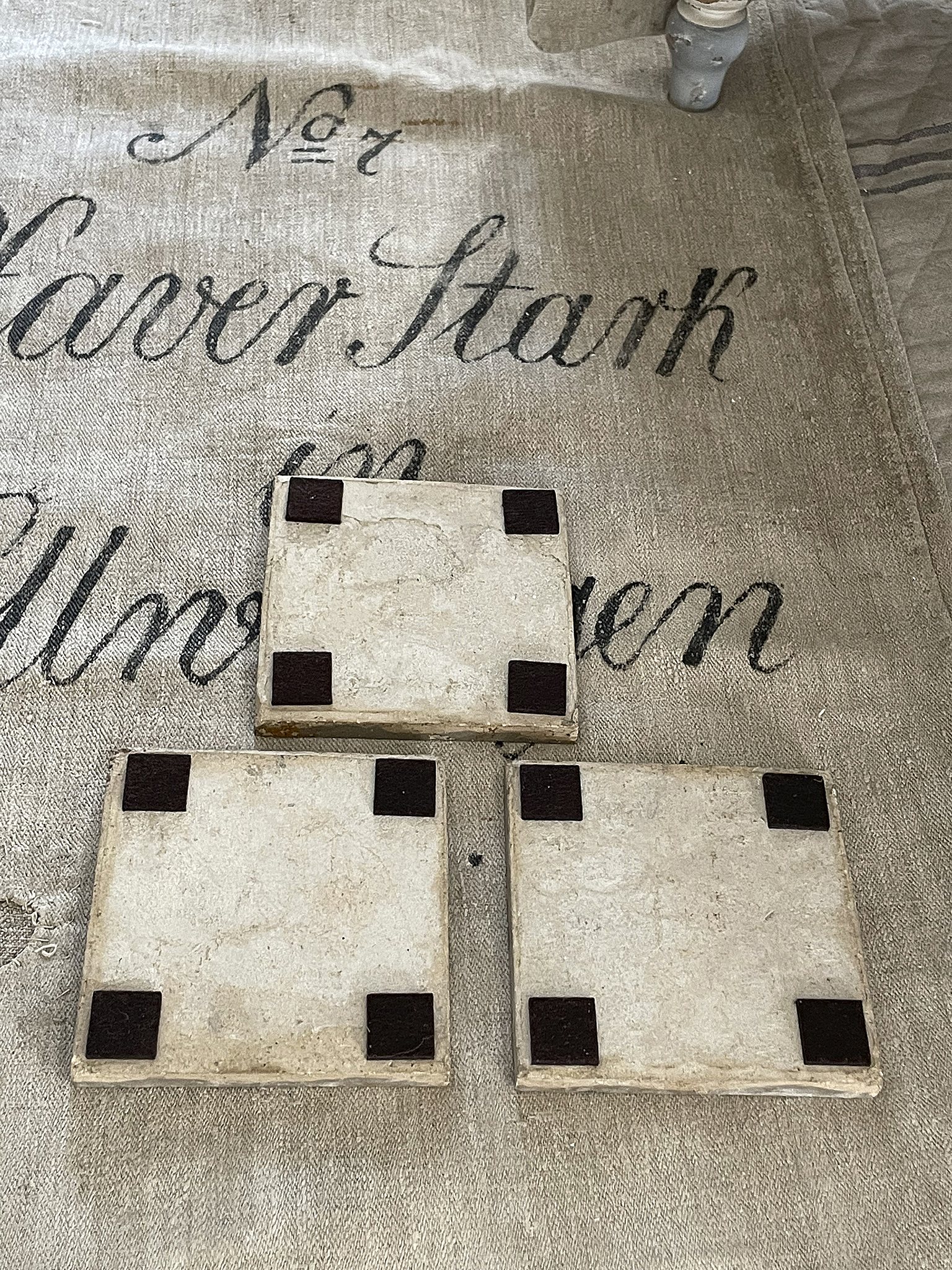 Trio antike Jungendstil Fliesen***