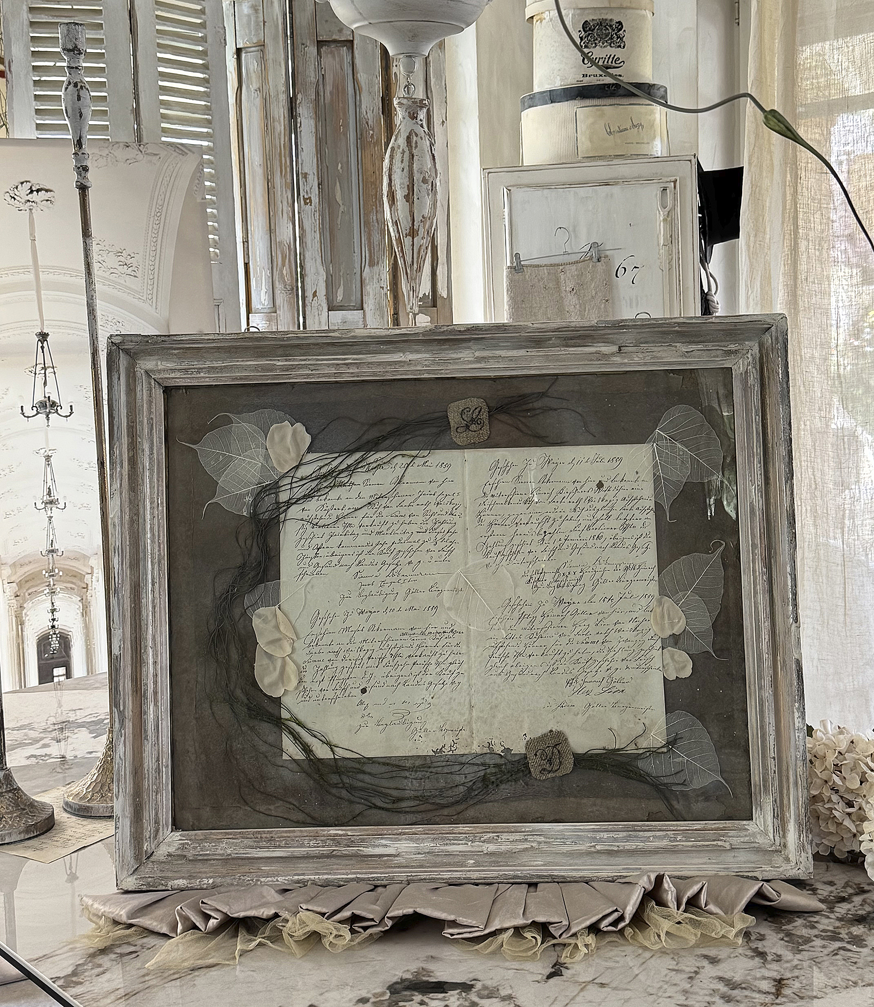 Außergewöhnliches Vintage-Bild mit antiken Dokumenten & Naturdetails***