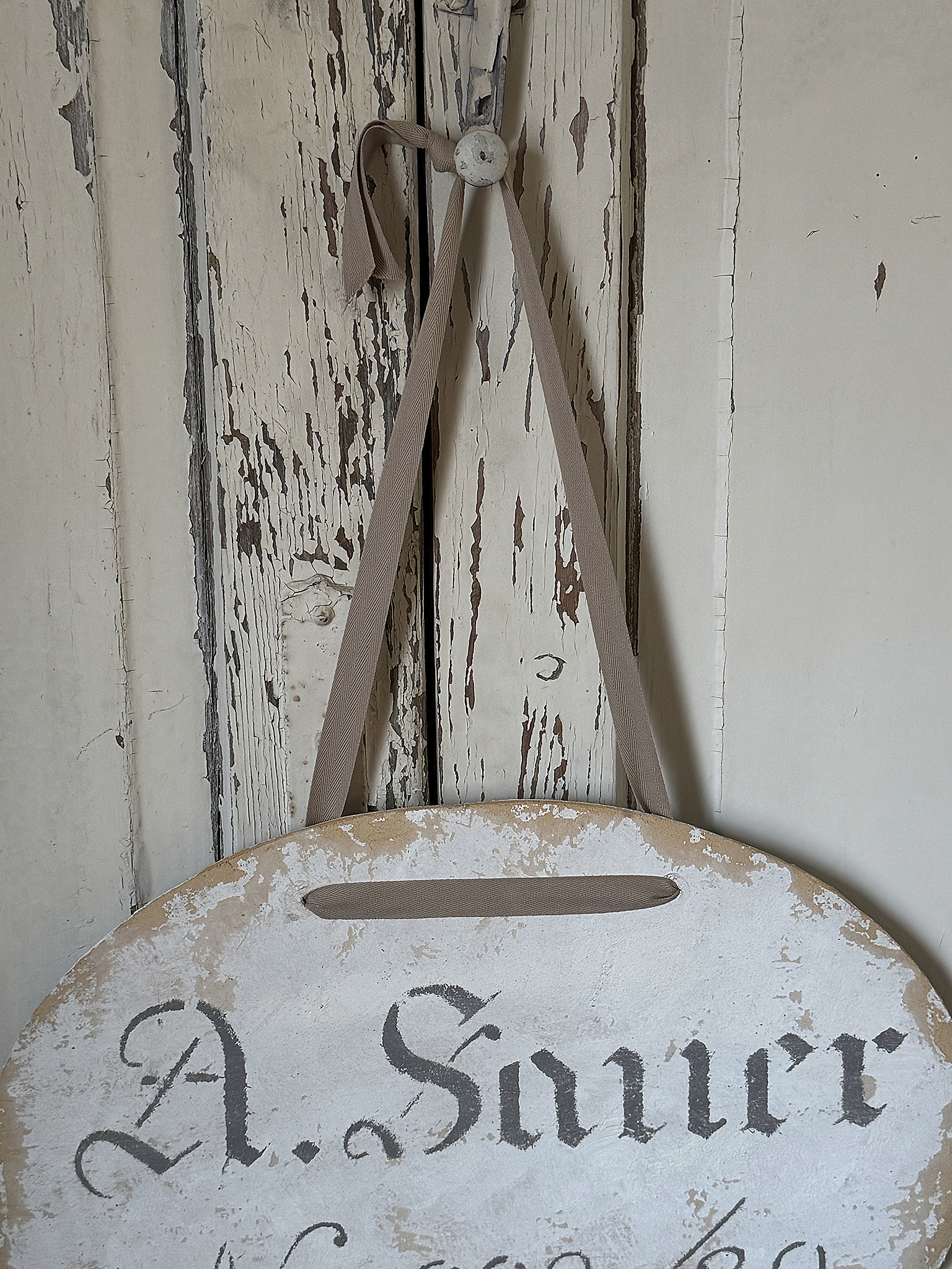 Altes ovales Pappbild im Vintage-Stil***