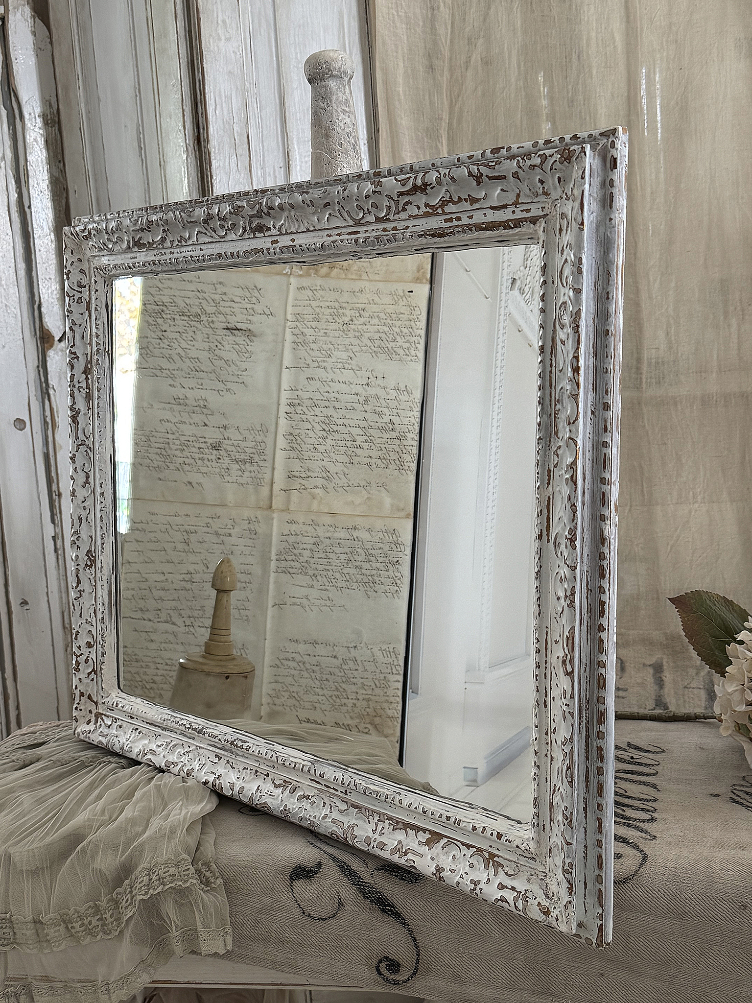 Ein Spiegel mit Geschichte & Charakter***