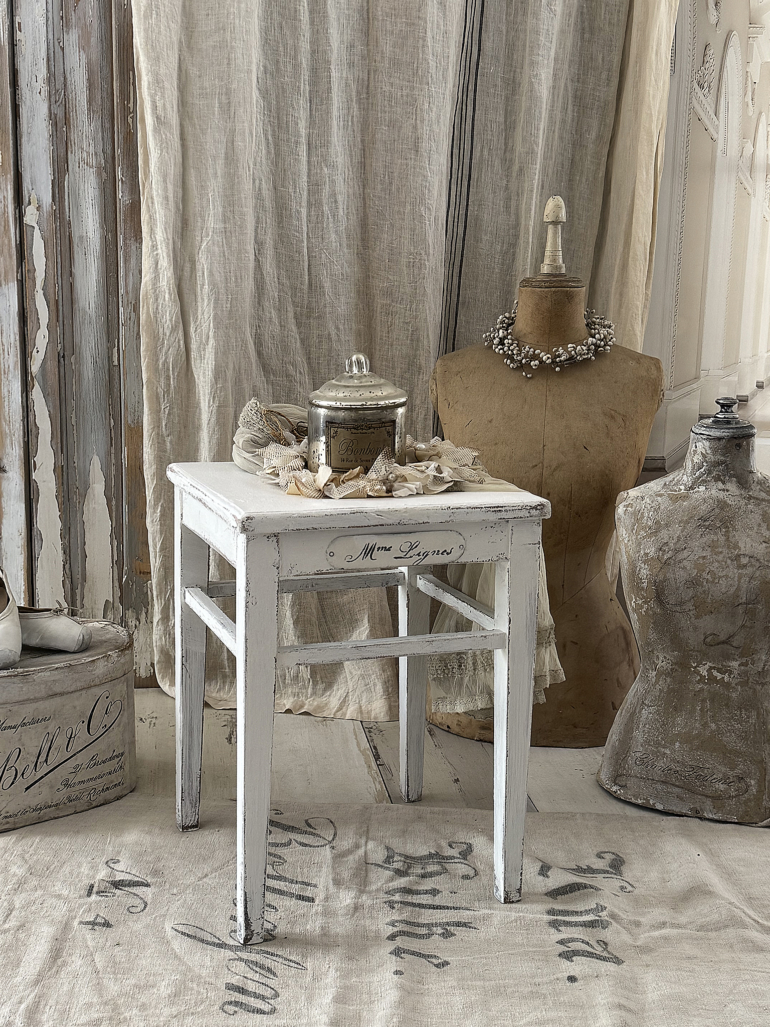 Alter Hocker Charmantes Vintage-Unikat***