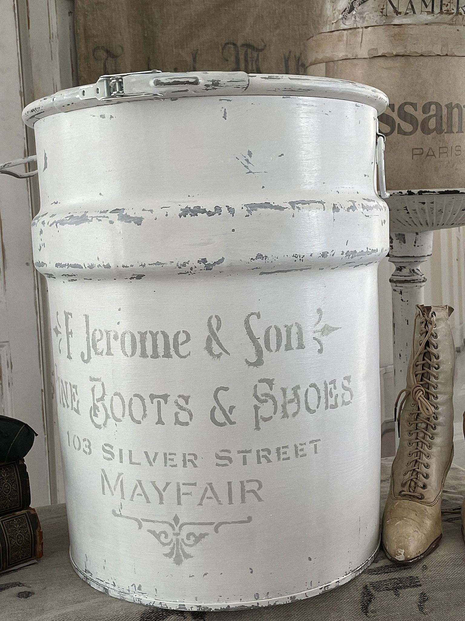 Tonne aus Aluminium Boots&Shoes*** Tonne aus Aluminium Boots&Shoes***