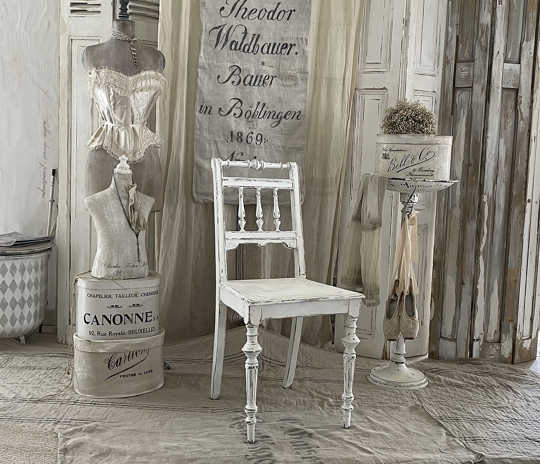 Antiker Shabby Gründerzeitstuhl***