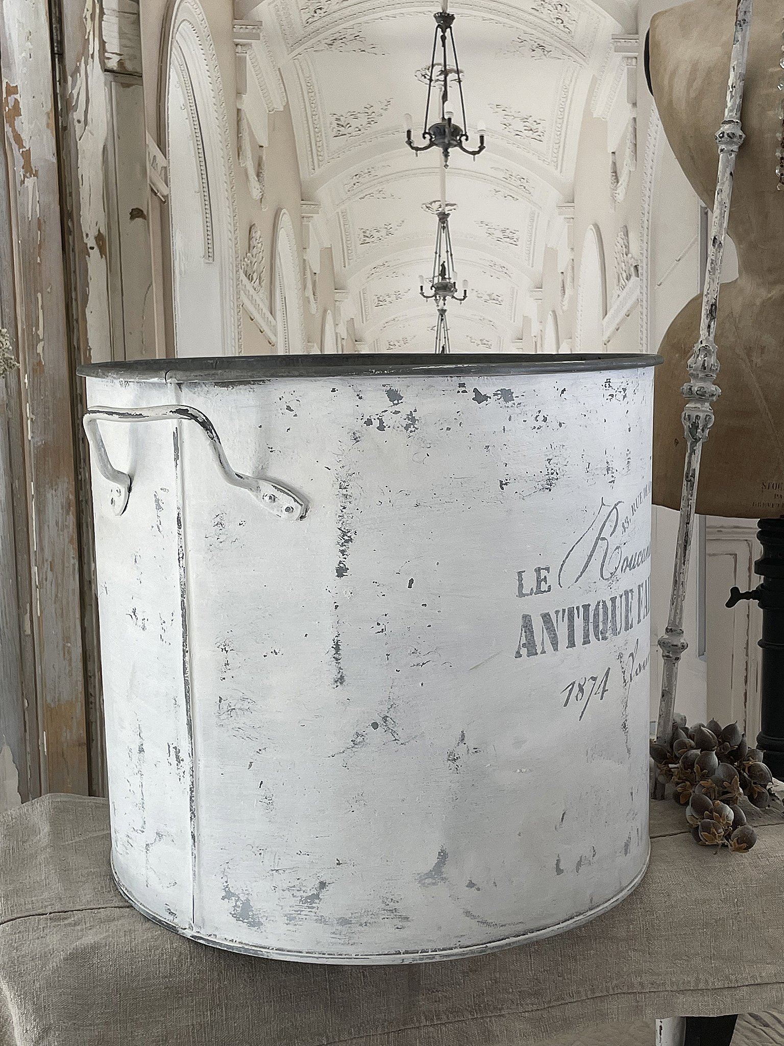 Großer Zinktopf im Shabbykleid "Antique"***