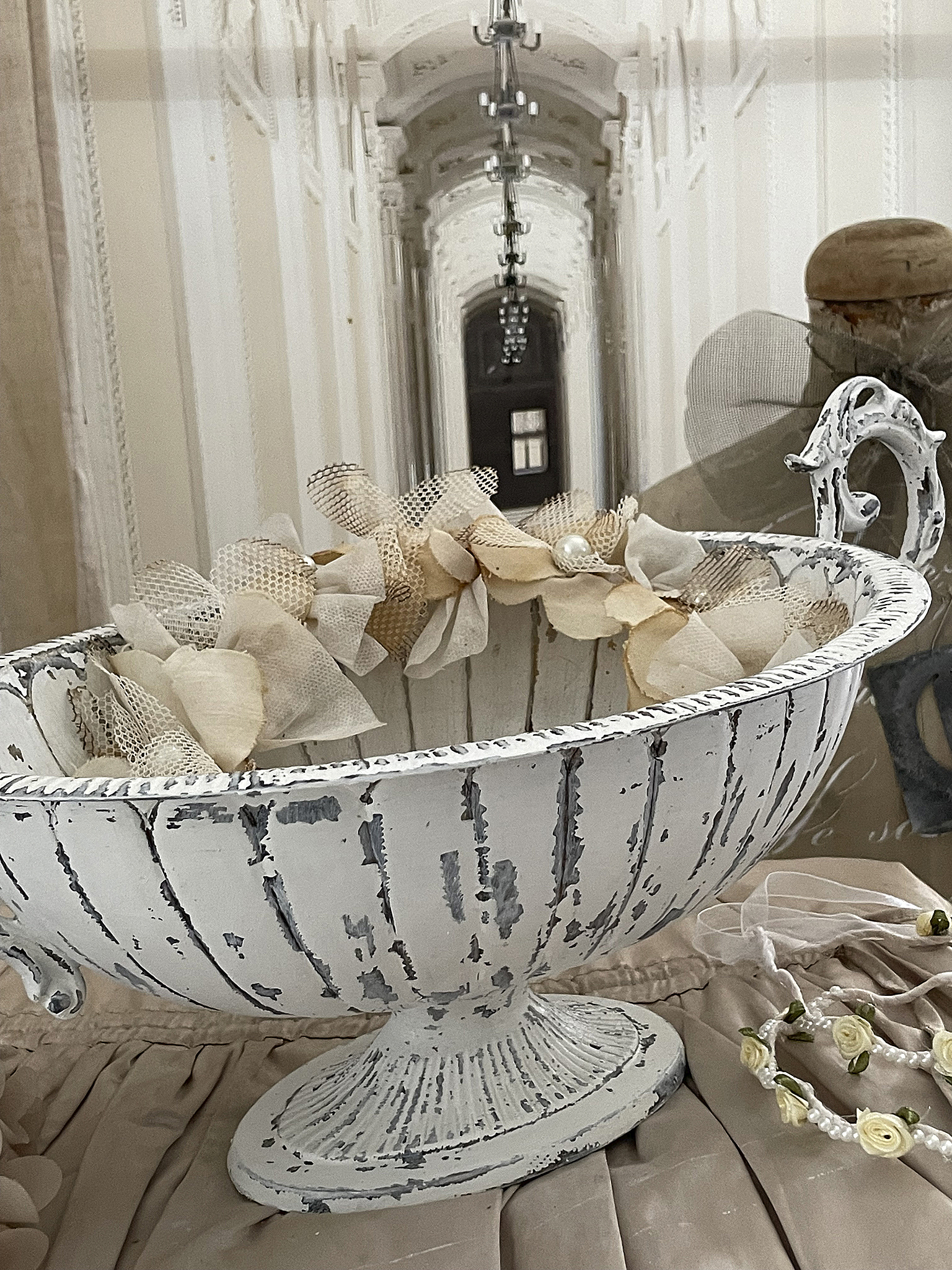 Antike ovale Schale / Jardiniere im Shabbykleid*** Antike ovale Schale / Jardiniere im Shabbykleid***