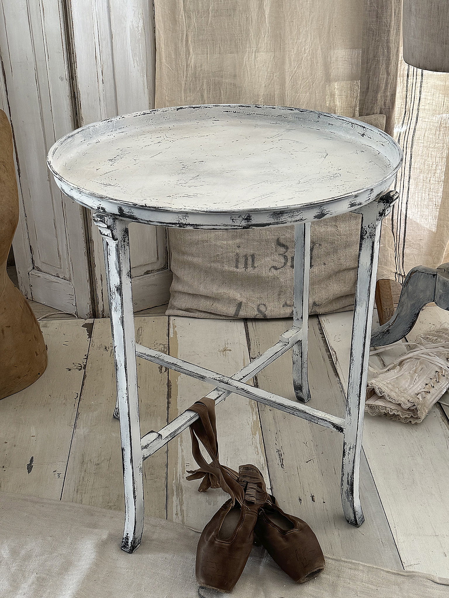 Alter Tablett Klapptisch/Stillleben***