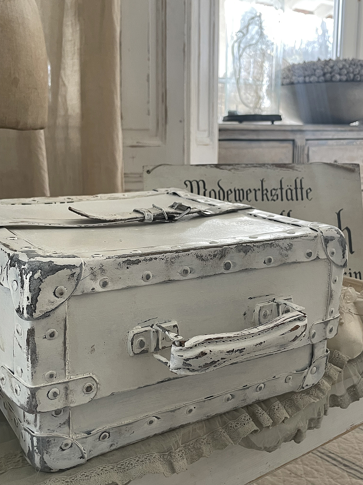 Reizender alter Hutkoffer/Kiste*** Reizender alter Hutkoffer/Kiste***