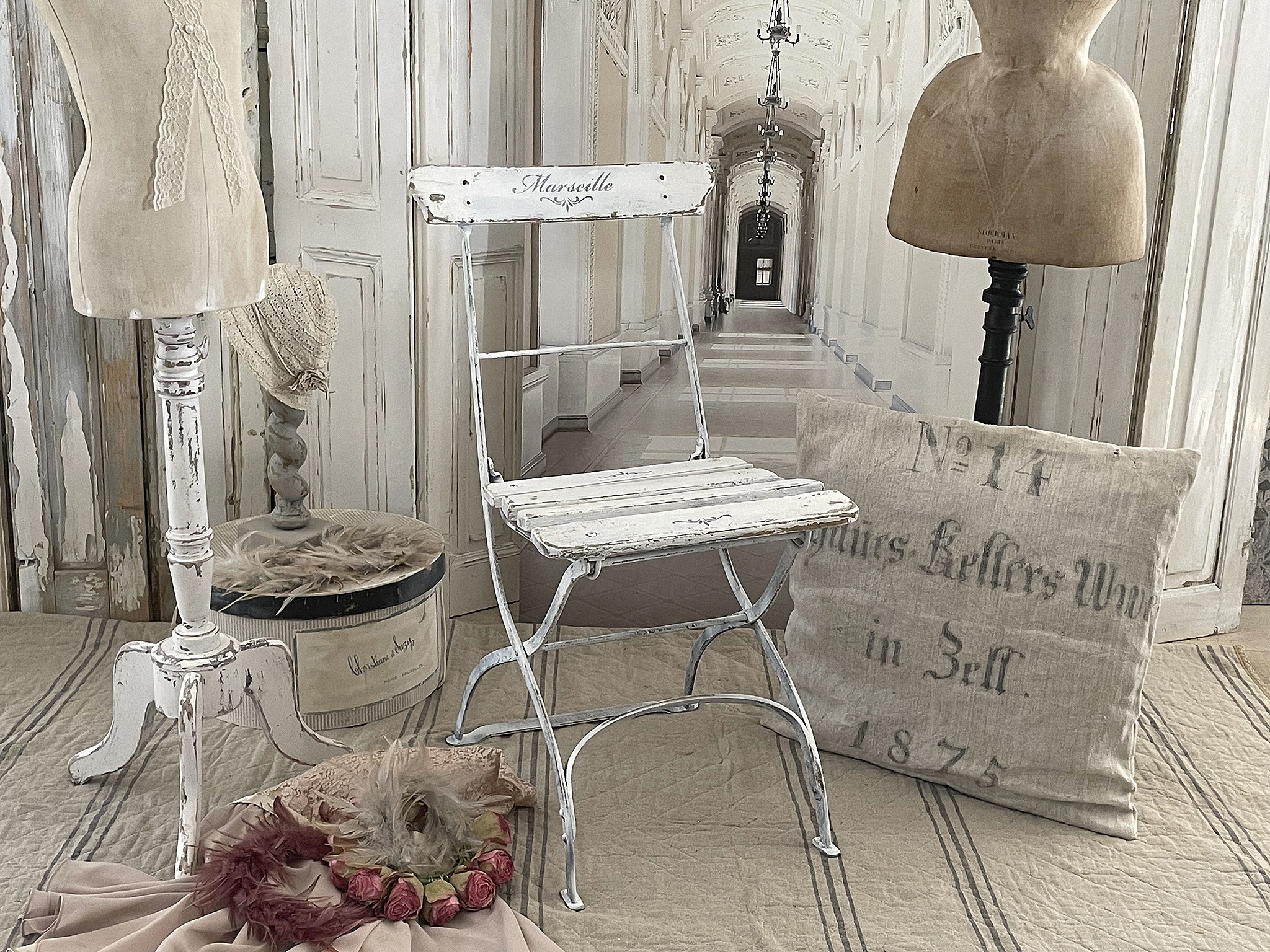 Brocante alter Gartenstuhl Marseille***