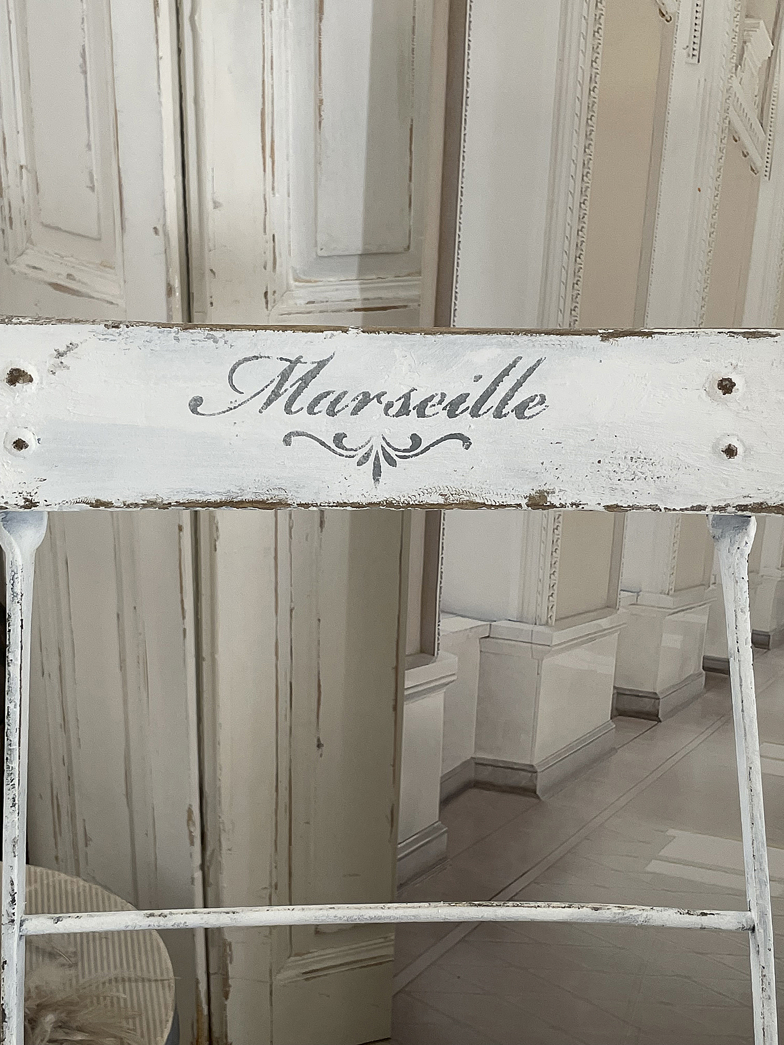 Brocante alter Gartenstuhl Marseille***