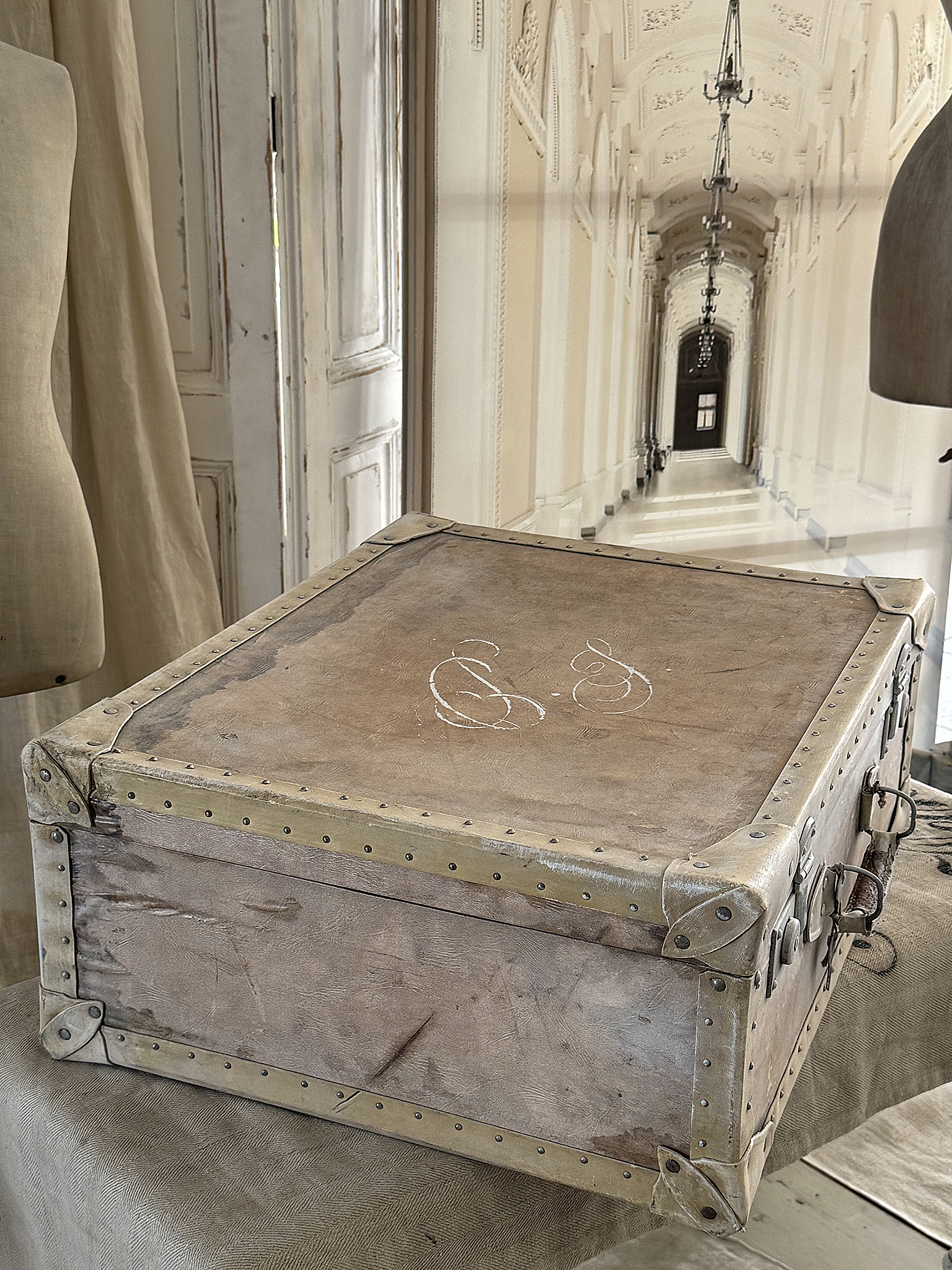 Wunderschöner alter Oldtimer-Koffer im Vintage-Stil***