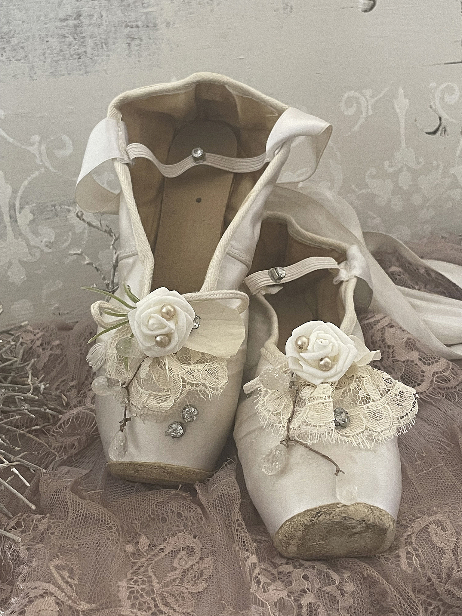 Süße alte Ballettschuhe weiß Röschen*** Süße alte Ballettschuhe weiß Röschen***