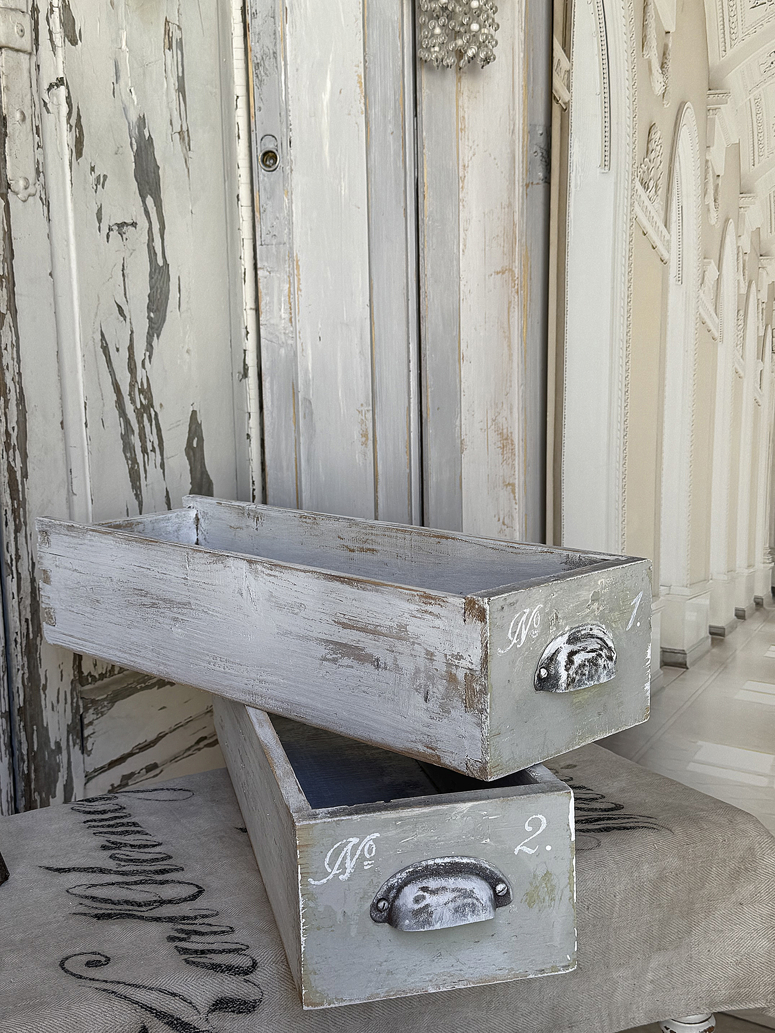 Altes Duo lange Holzschubladen mit Werkstatt-Charme***