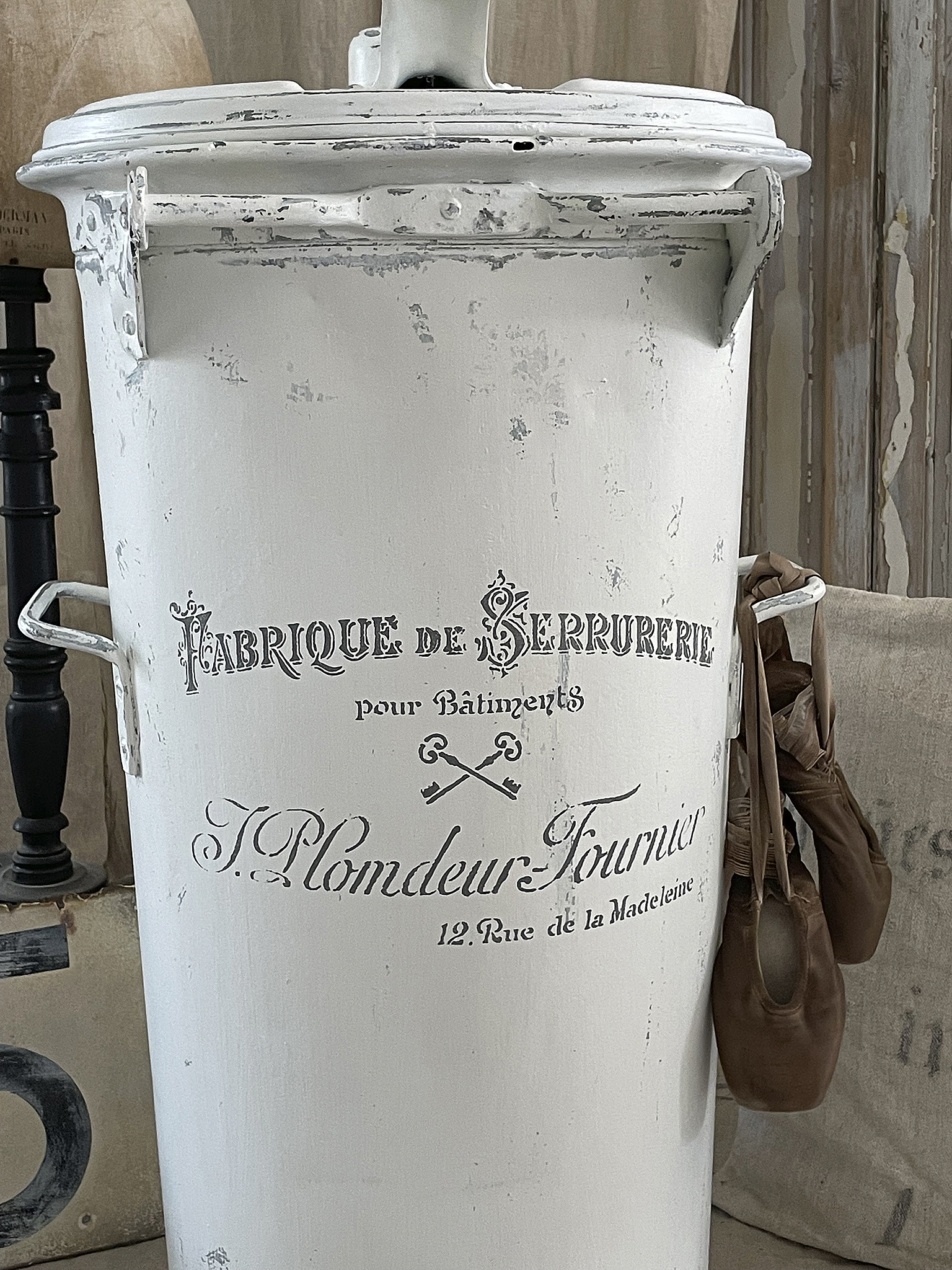 Schöne alte XXL Zinkmülltonne "Plomdeur"*** Schöne alte XXL Zinkmülltonne "Plomdeur"***
