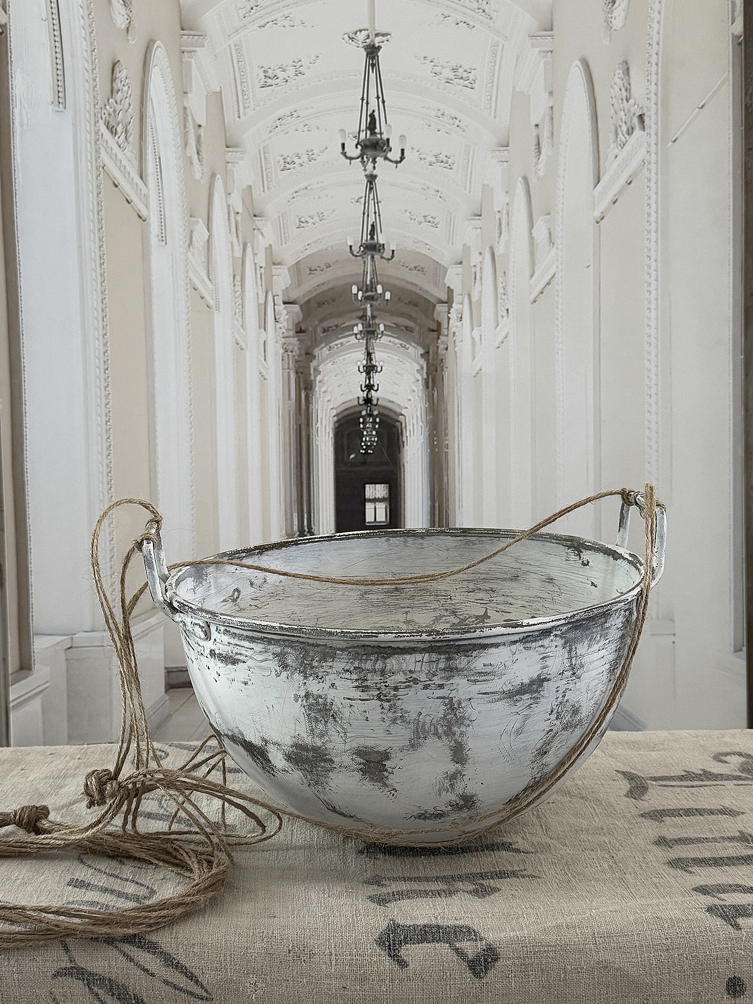 Alte halbkugelförmige Zinkschüssel zum Hängen – charmantes Shabby-Unikat mit Patina***
