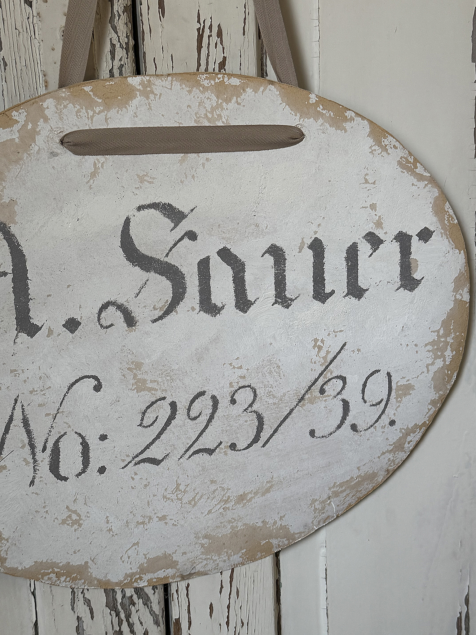 Altes ovales Pappbild im Vintage-Stil***