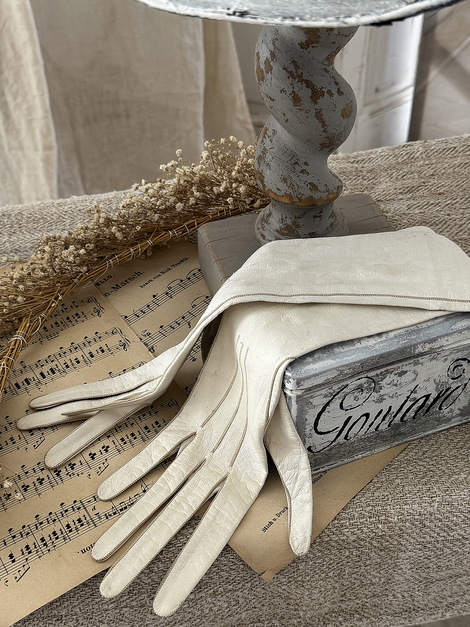 Vintage Zylinder mit Abend-Handschuhen*** Vintage Zylinder mit Abend-Handschuhen***