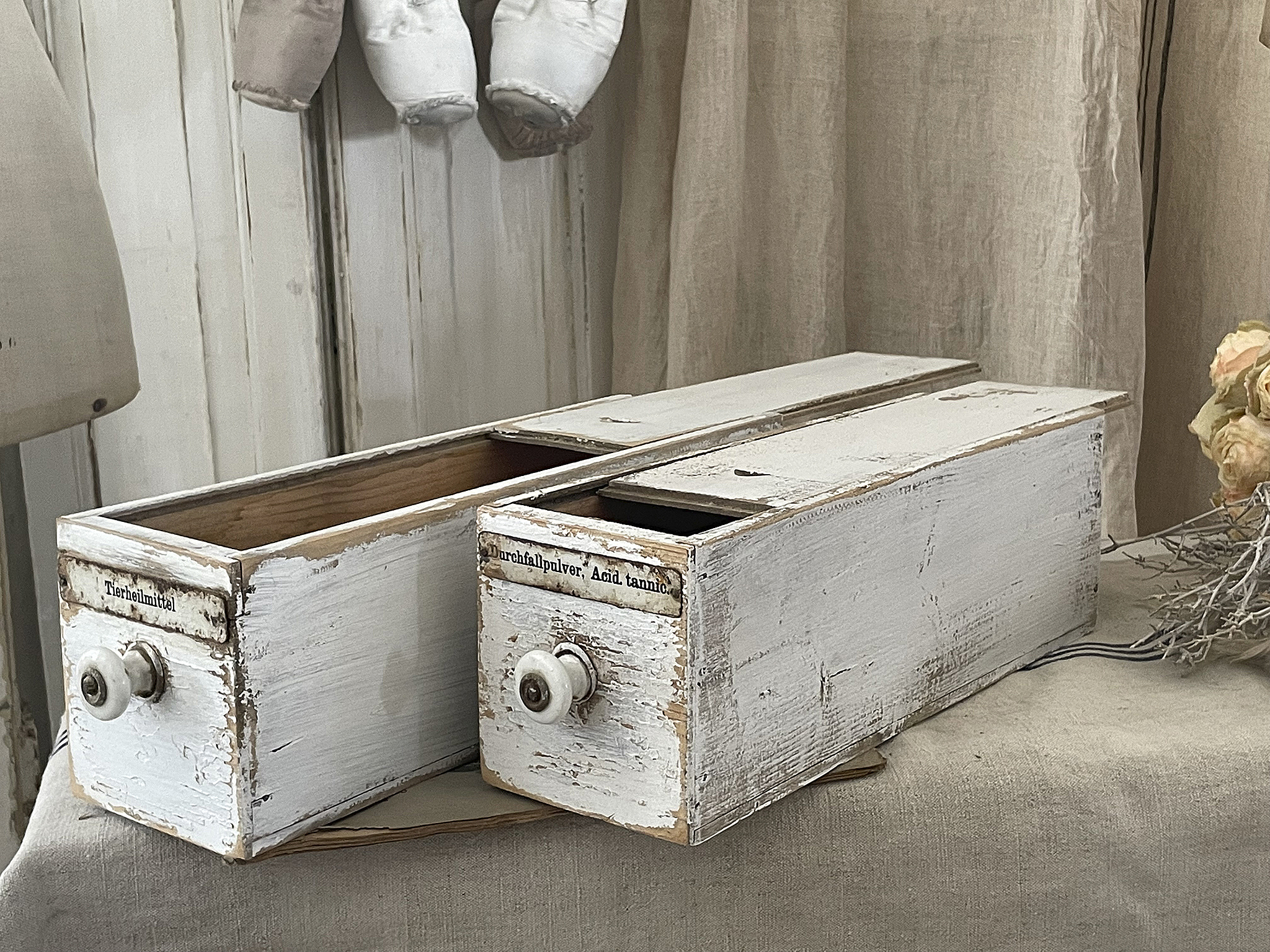 Duo alte Apothekerschubladen mit Schiebedeckel***