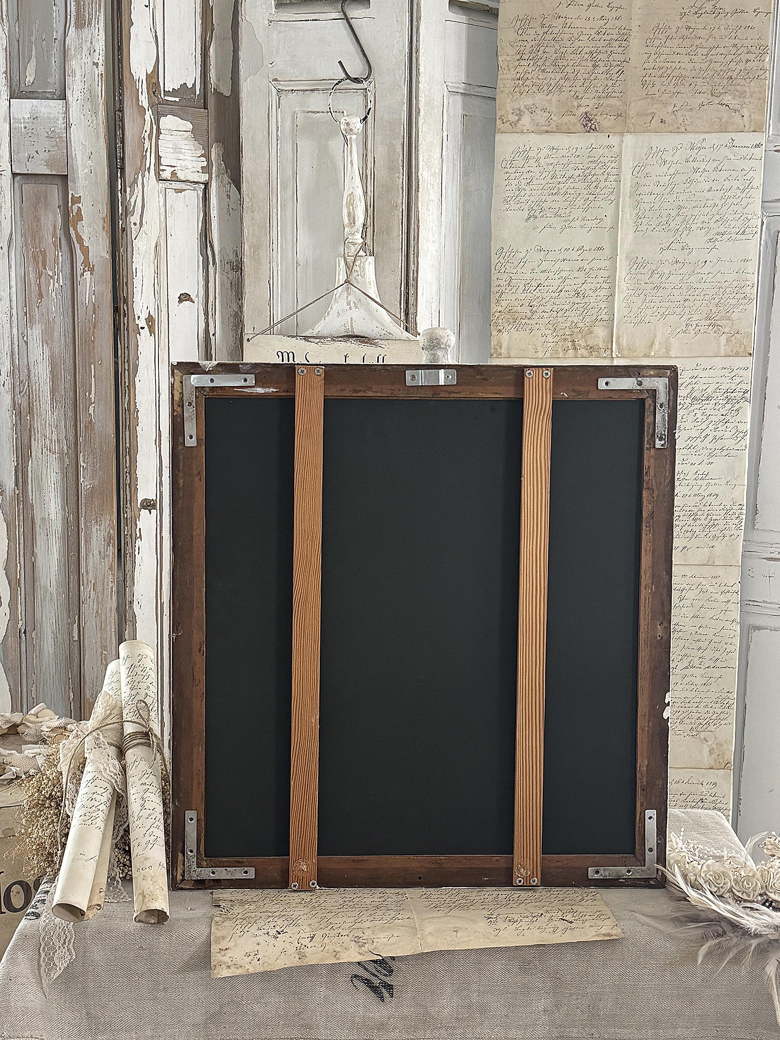 Alter Shabby-Spiegel mit Holzrahmen***
