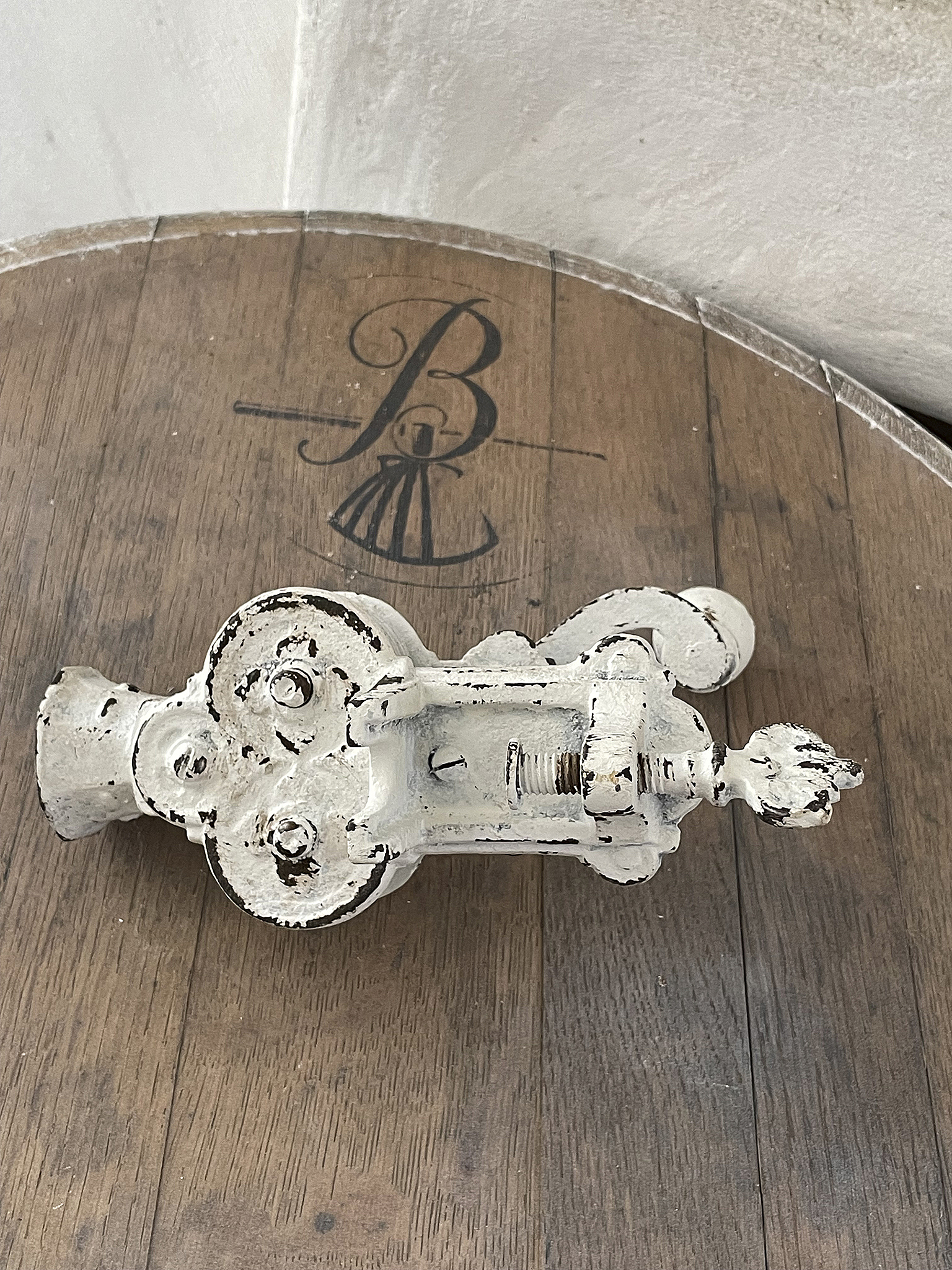 Reizende antike Kräutermühle*** Reizende antike Kräutermühle***