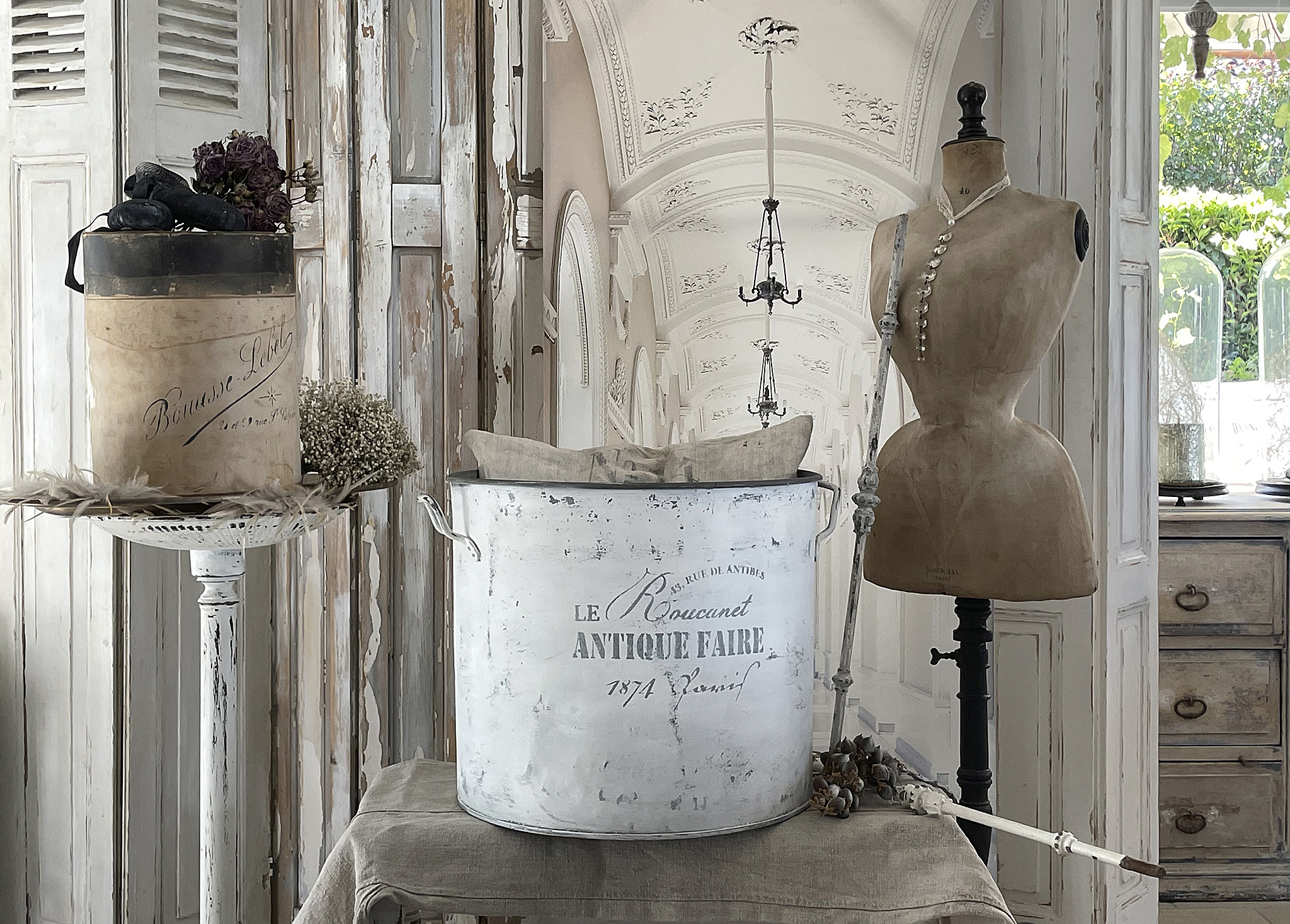 Großer Zinktopf im Shabbykleid "Antique"***