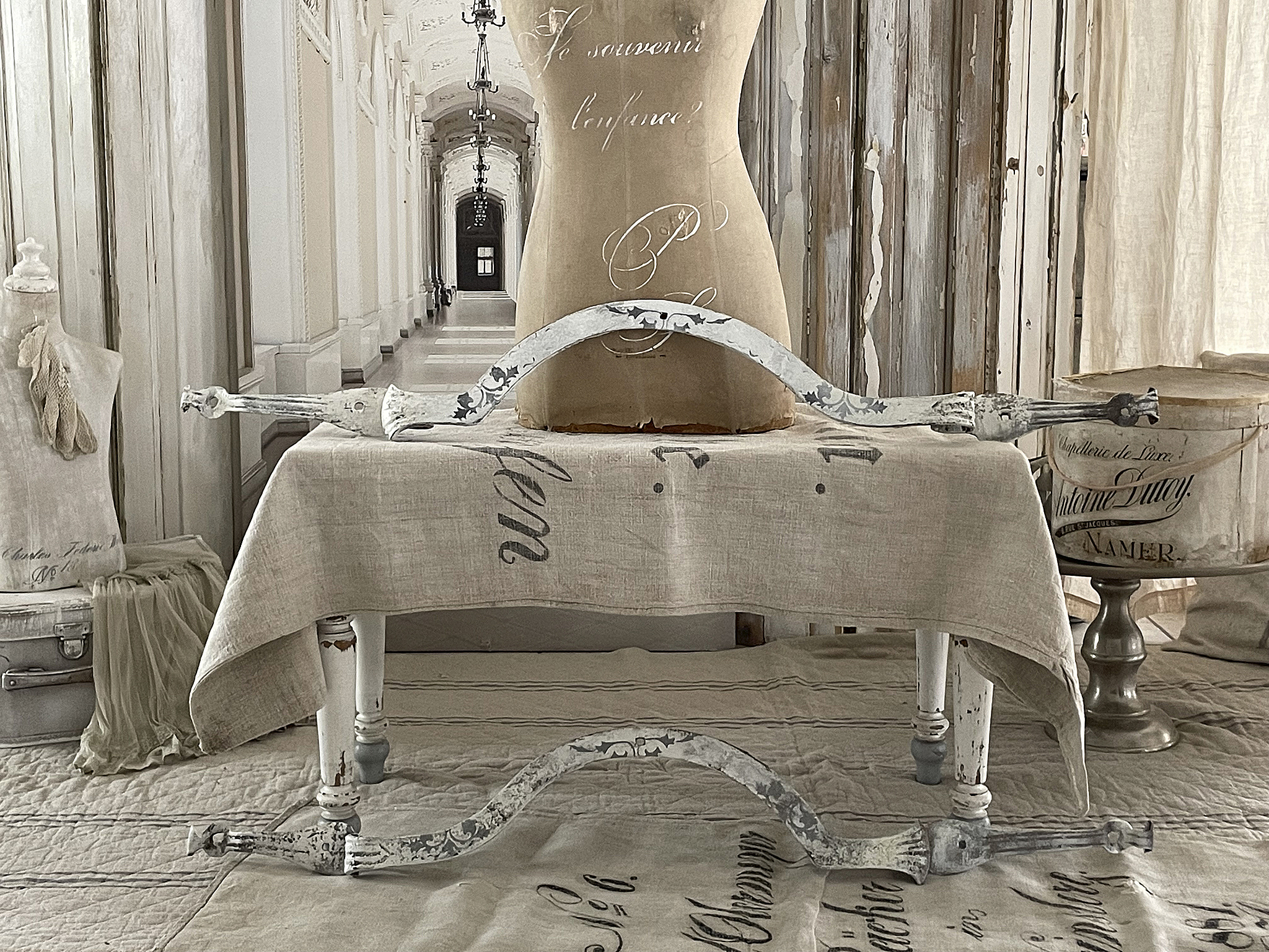 Antikes kunstvolles Zierelement *Jugendstil*** Antikes kunstvolles Zierelement *Jugendstil***