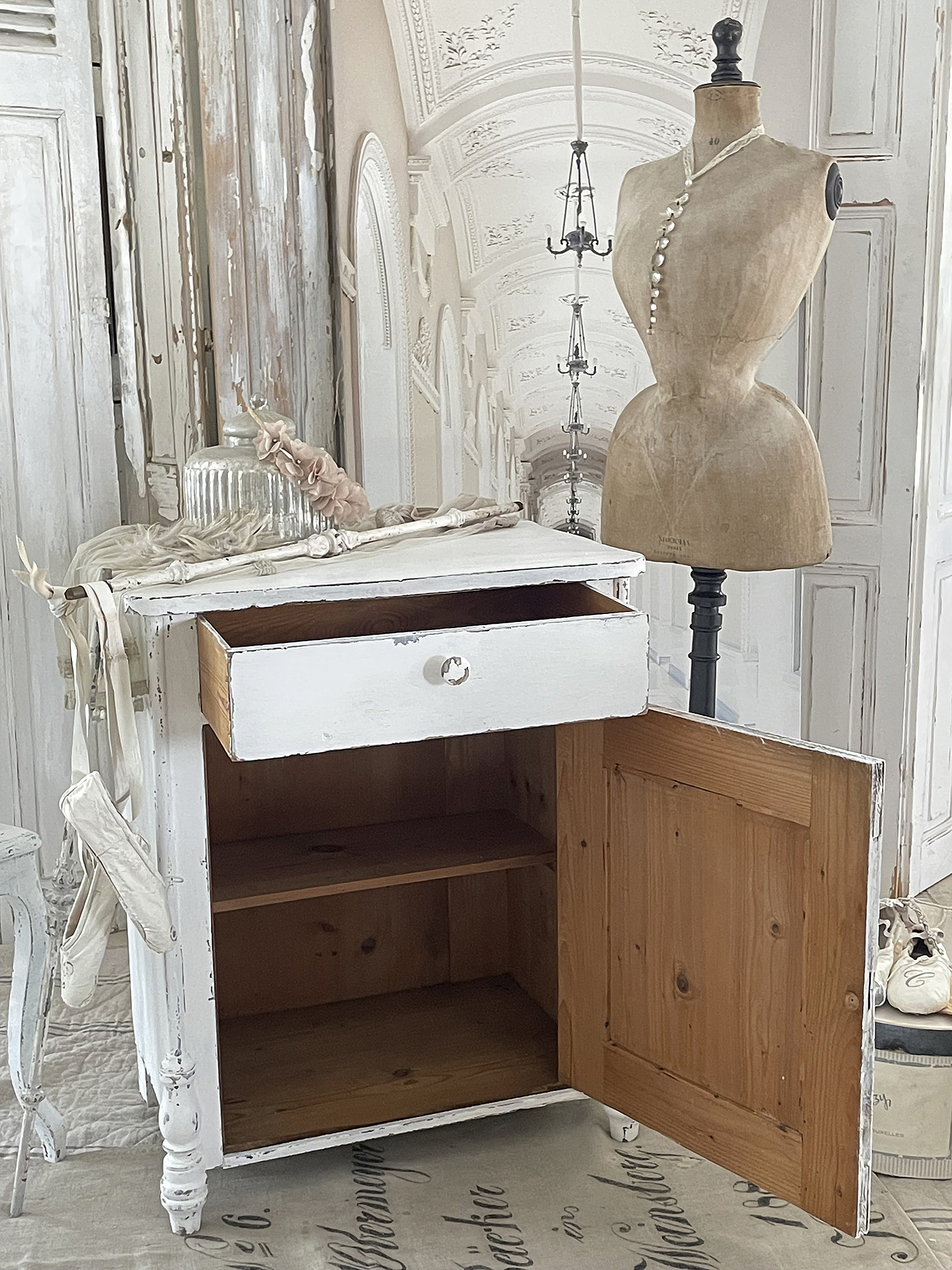 Brocante antiker Shabbyschrank*** Brocante antiker Shabbyschrank***
