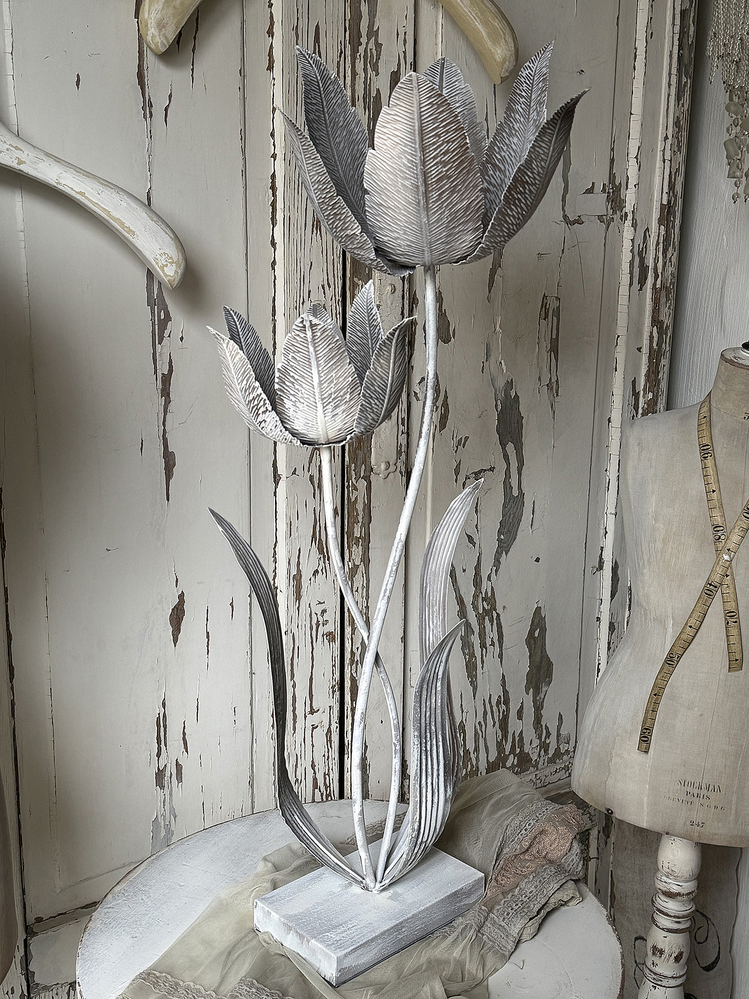 Große Tulpen-Skulptur aus Cortenstahl***