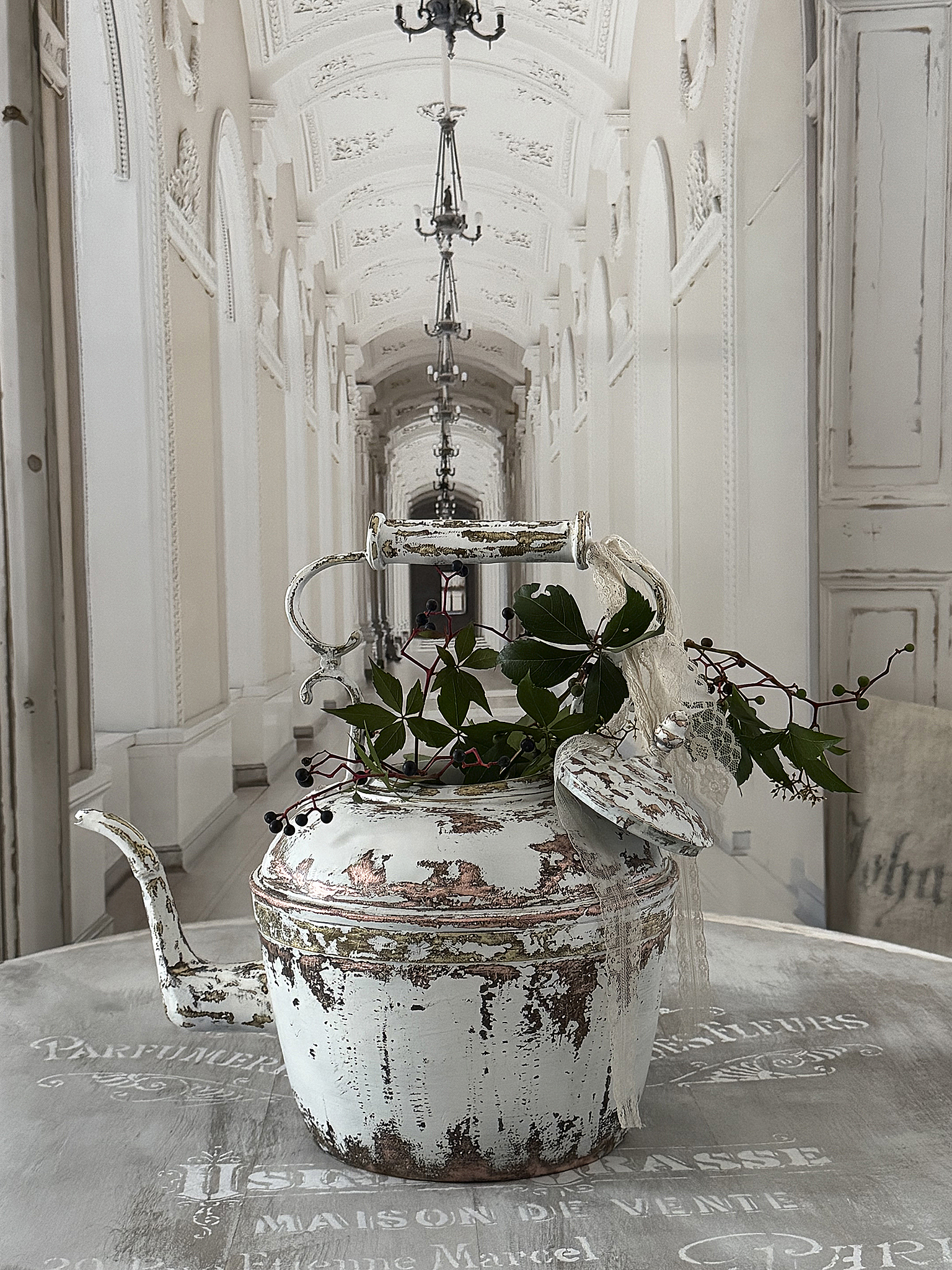  Alter Kessel im Shabby-Kleid***
