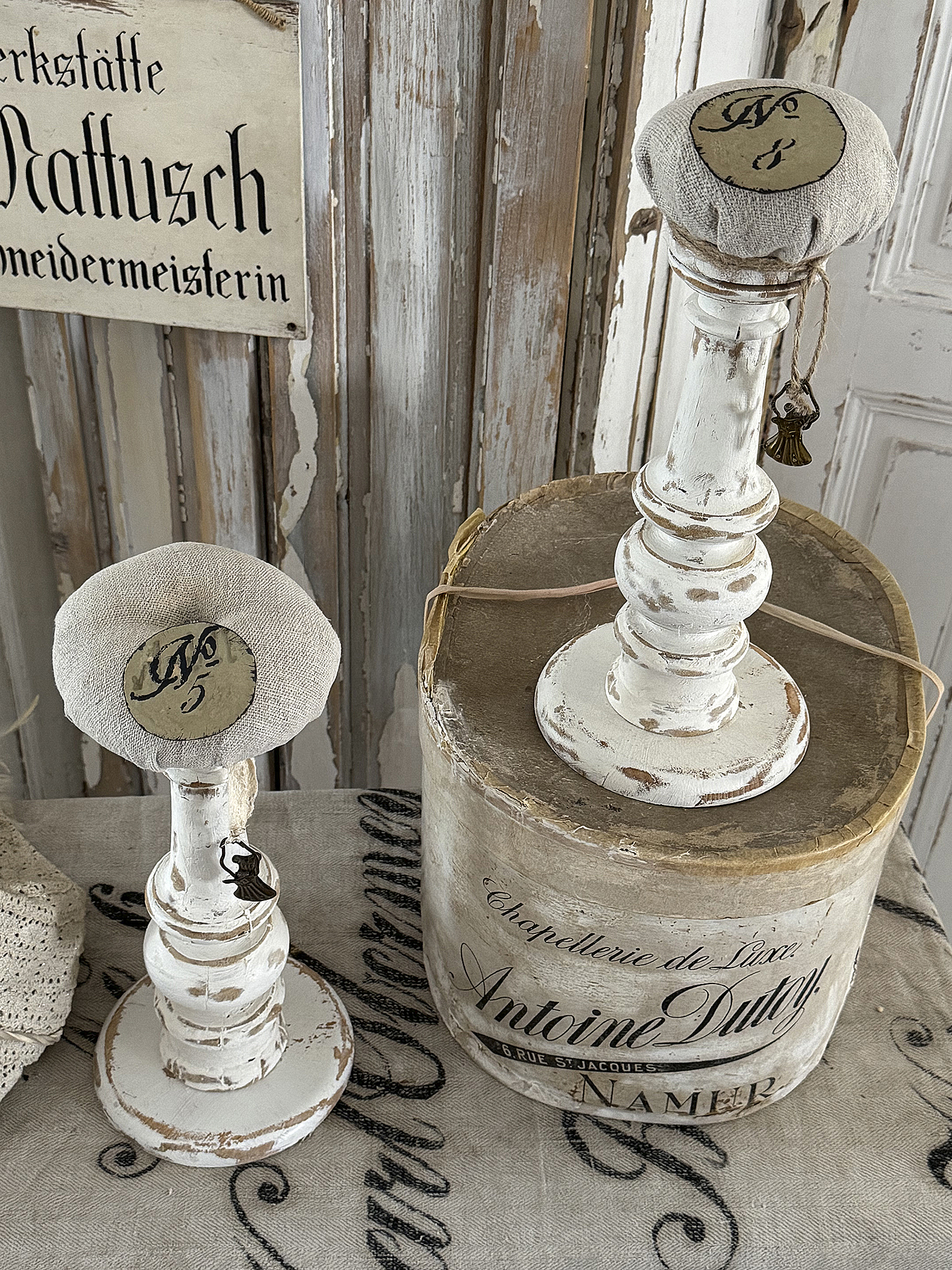 Alte, Hutständer No.5 / No.8 ***