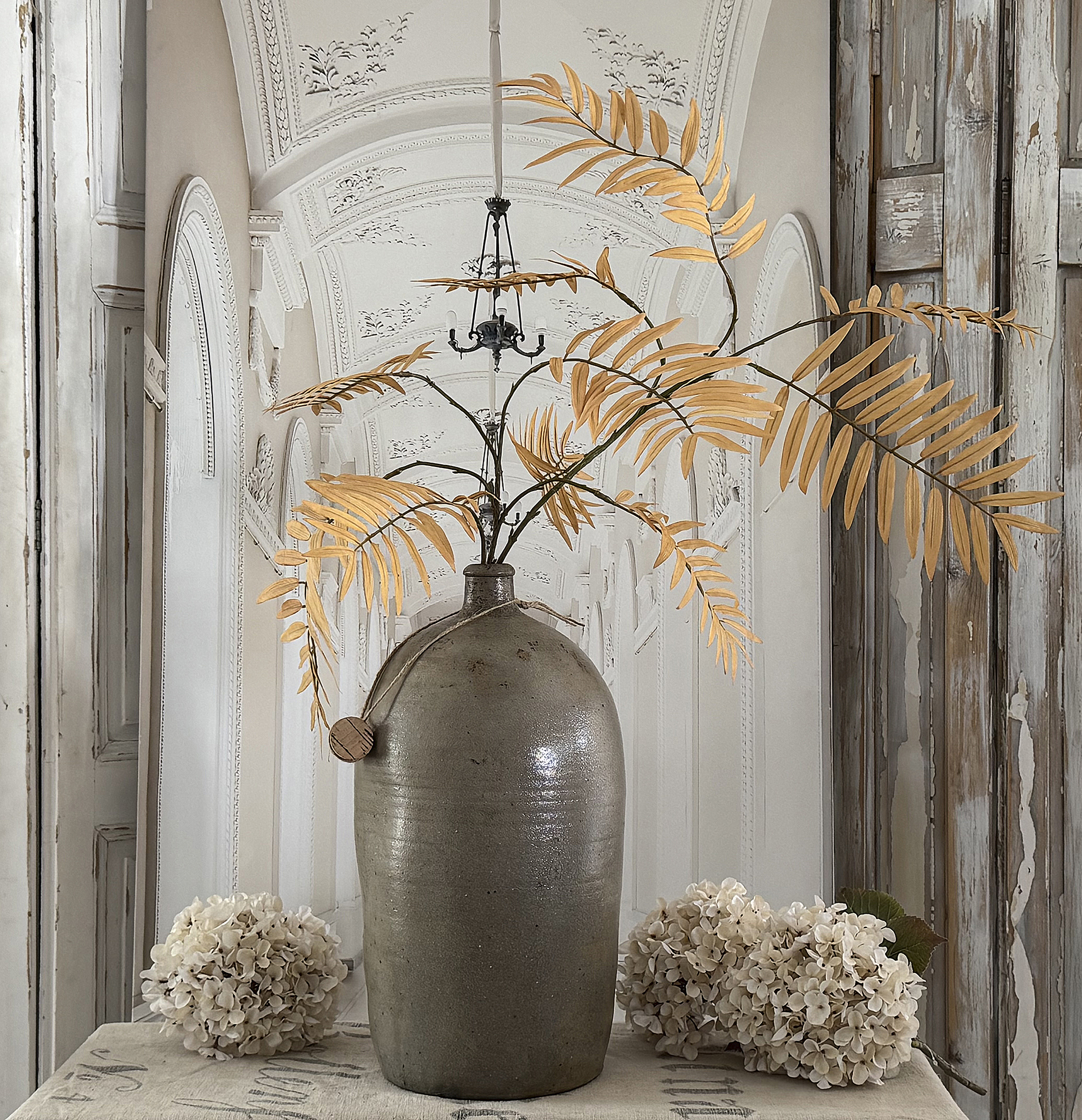 Große alte Steinzeug-Vase aus Frankreich – handgefertigtes Unikat mit Charakter und Patina***