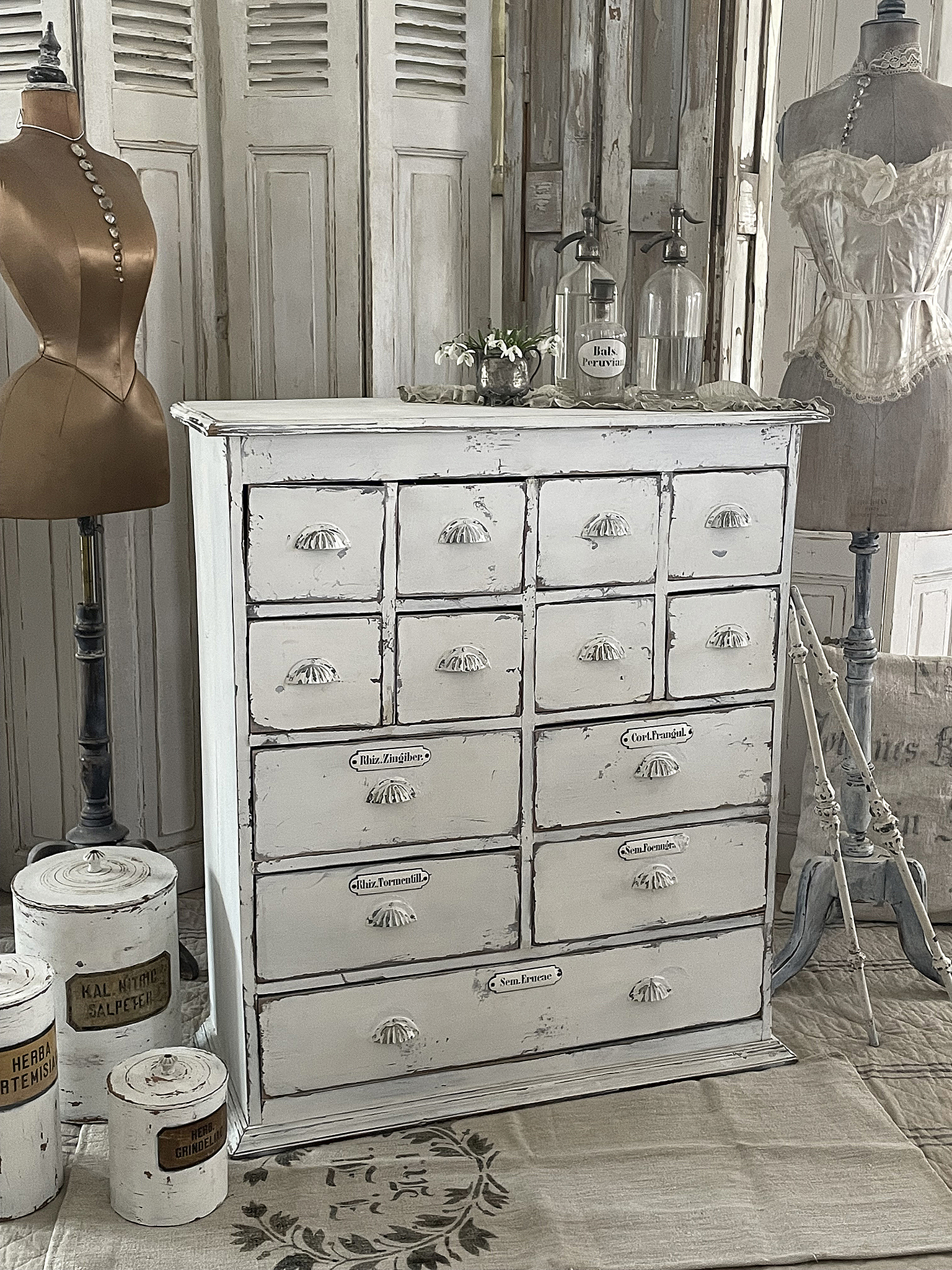 Antiker Apothekerschrank Brocante*** Antiker Apothekerschrank Brocante***