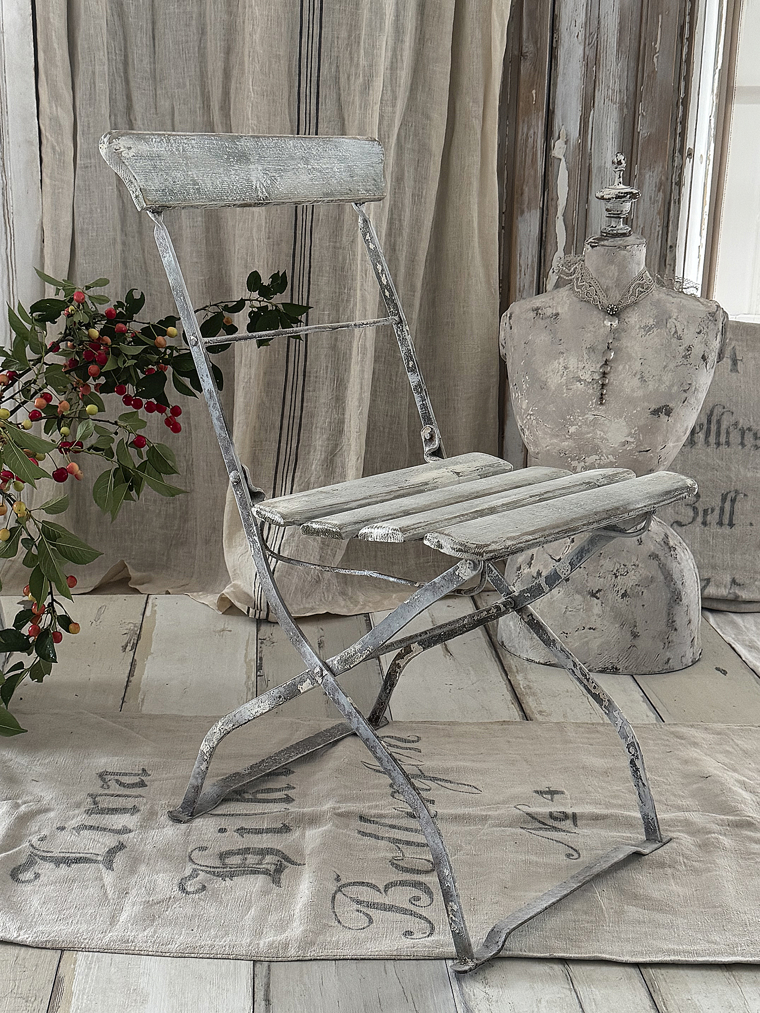 Französischer Vintage-Gartenstuhl – Original, klappbar & mit zauberhafter Patina***