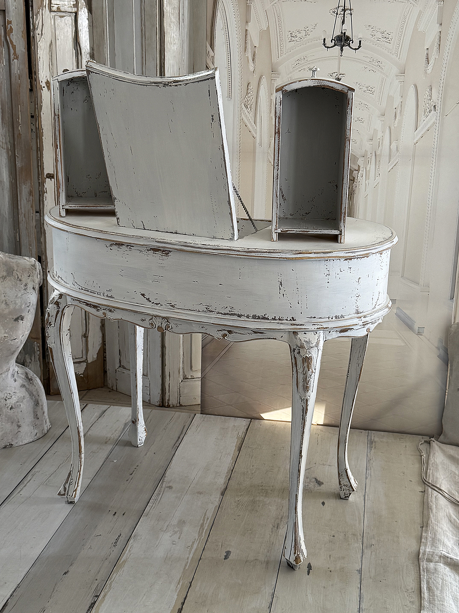 Reserviert für Sylvia! Seltener alter Schminktisch im Shabby Chic***