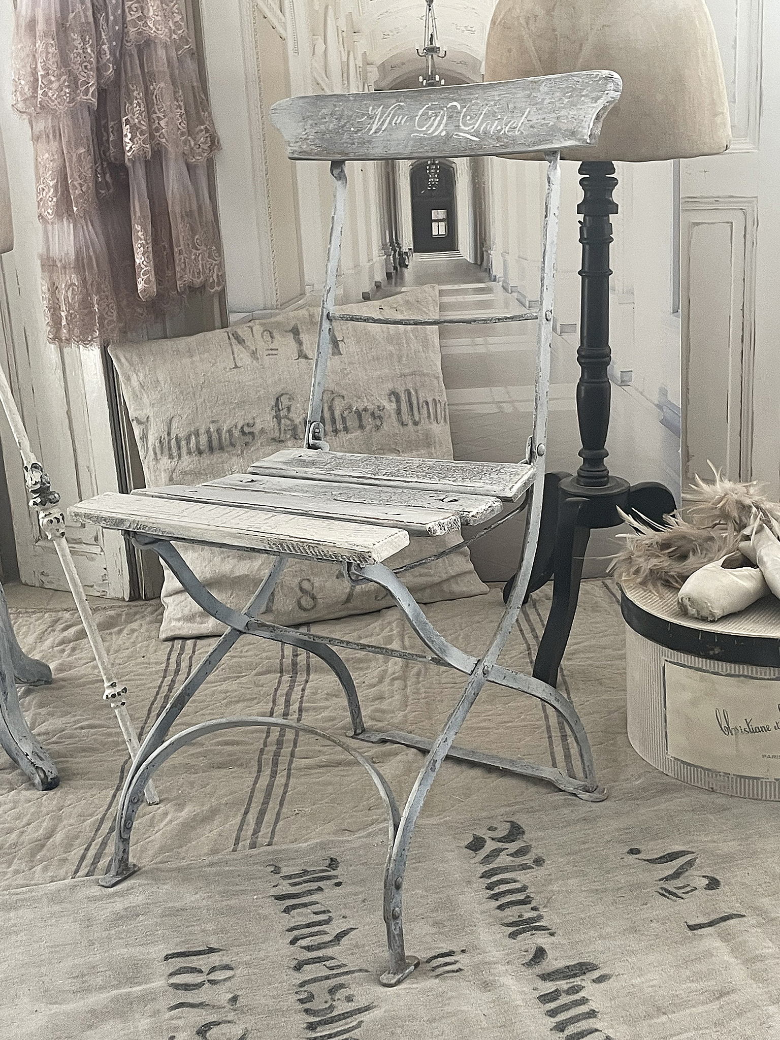 Brocante alter Gartenstuhl Loisel*** Brocante alter Gartenstuhl Loisel***