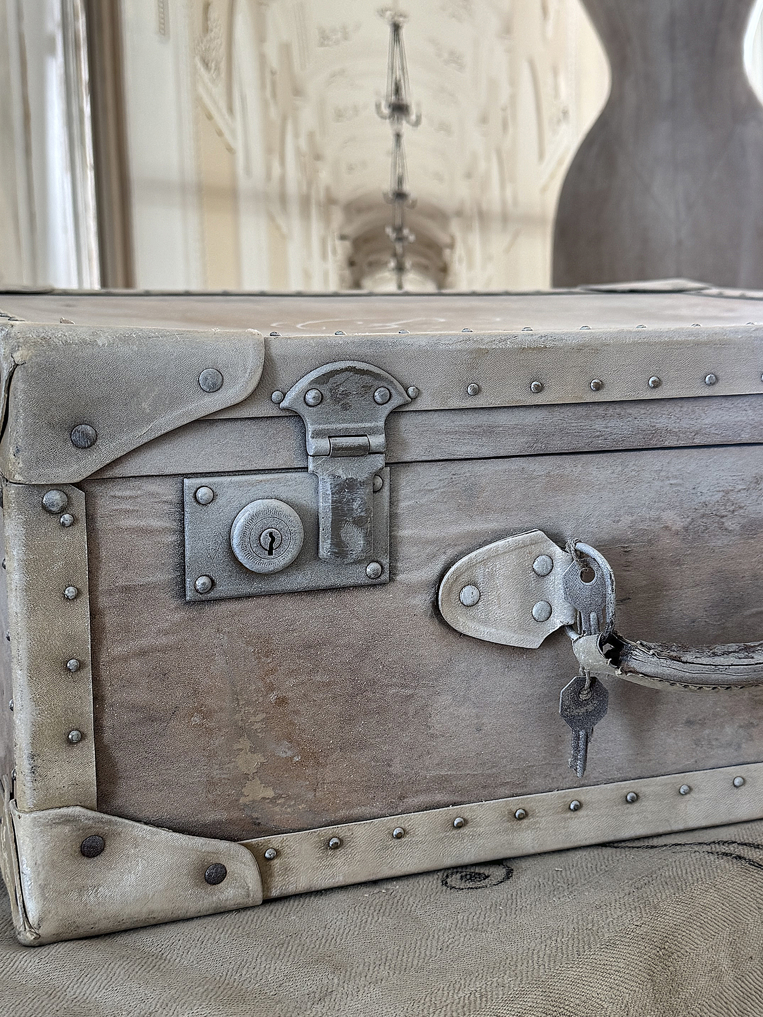 Wunderschöner alter Oldtimer-Koffer im Vintage-Stil***