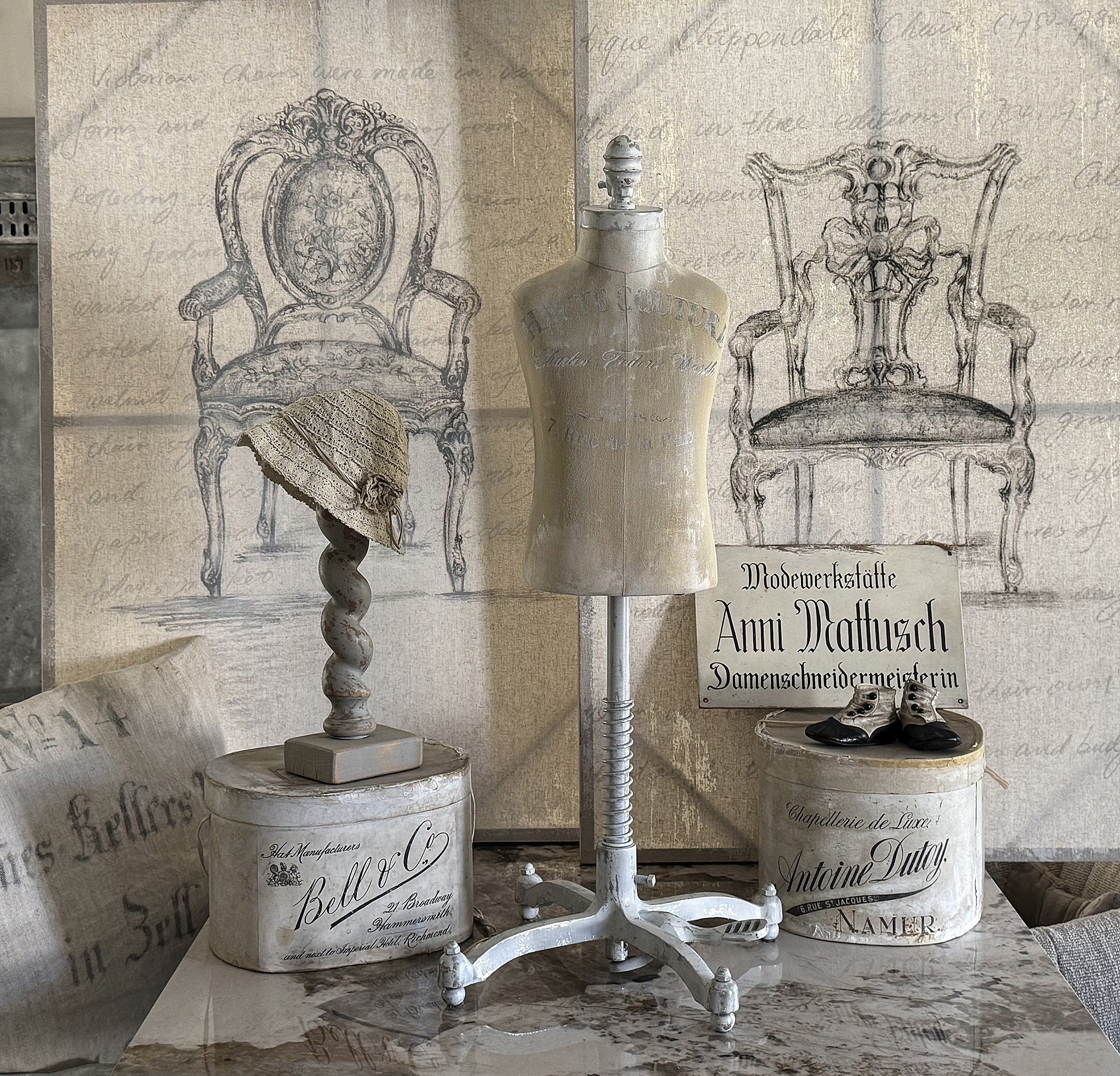 Reizende Kinderschneiderpuppe „Haute Couture“ im edlen Shabby-Chic***