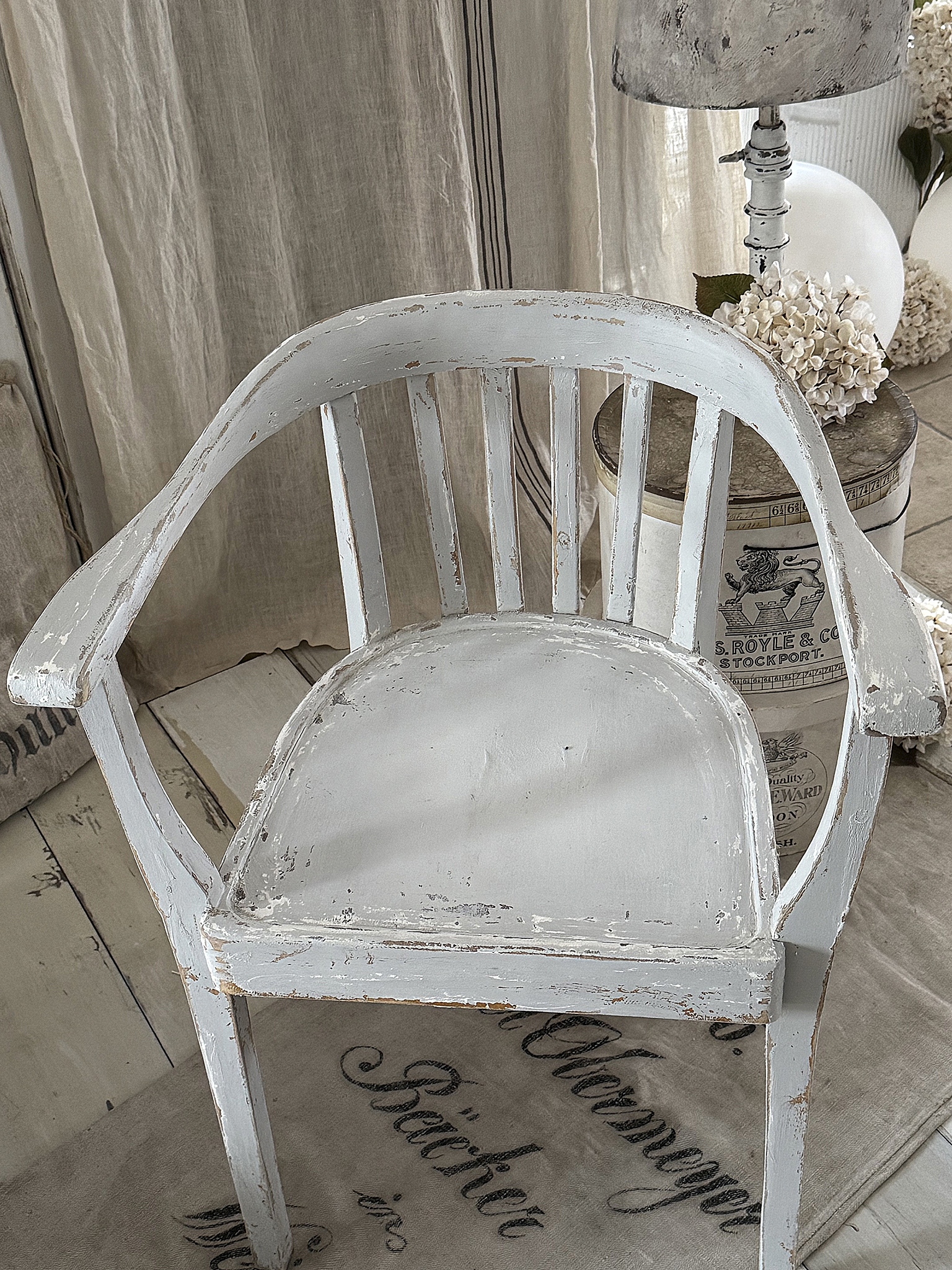 Alter Armlehnenstuhl Bauhaus Vintage/Creme-grau***