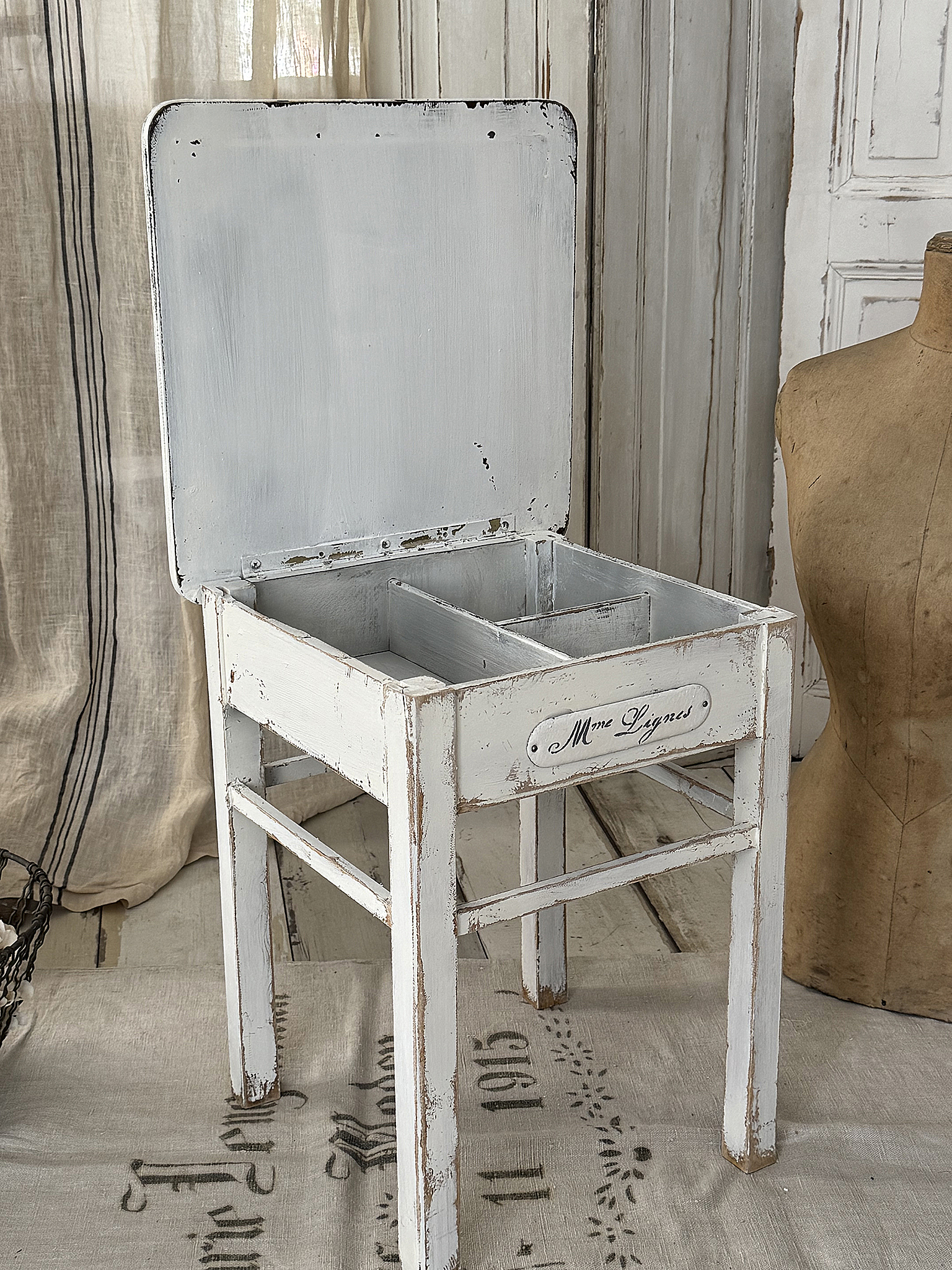 Alter Klapphocker mit Staufach Charmantes Vintage-Unikat***