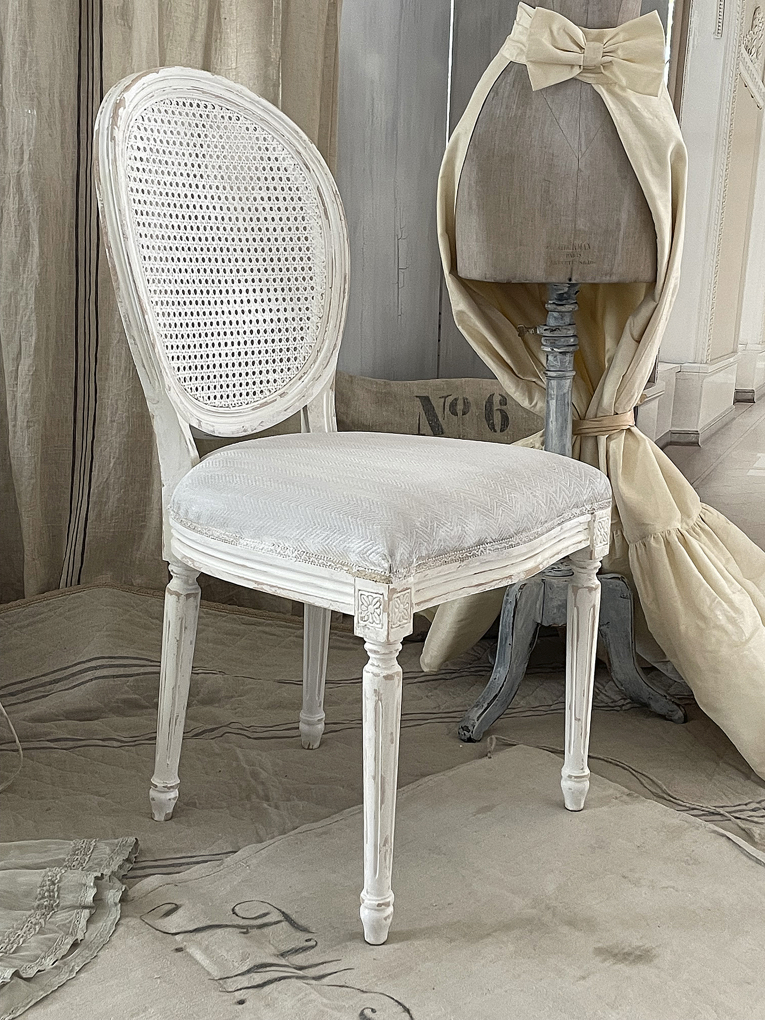 Alter Medaillon Suhl Shabby-Chic ** Alter Medaillon Suhl Shabby-Chic **