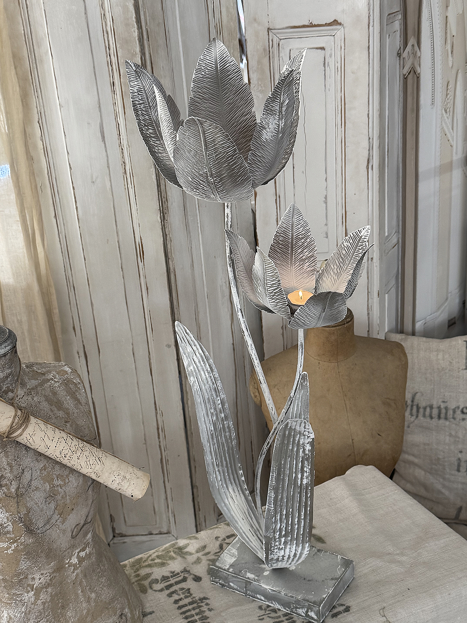 Große Tulpen-Skulptur aus Cortenstahl***