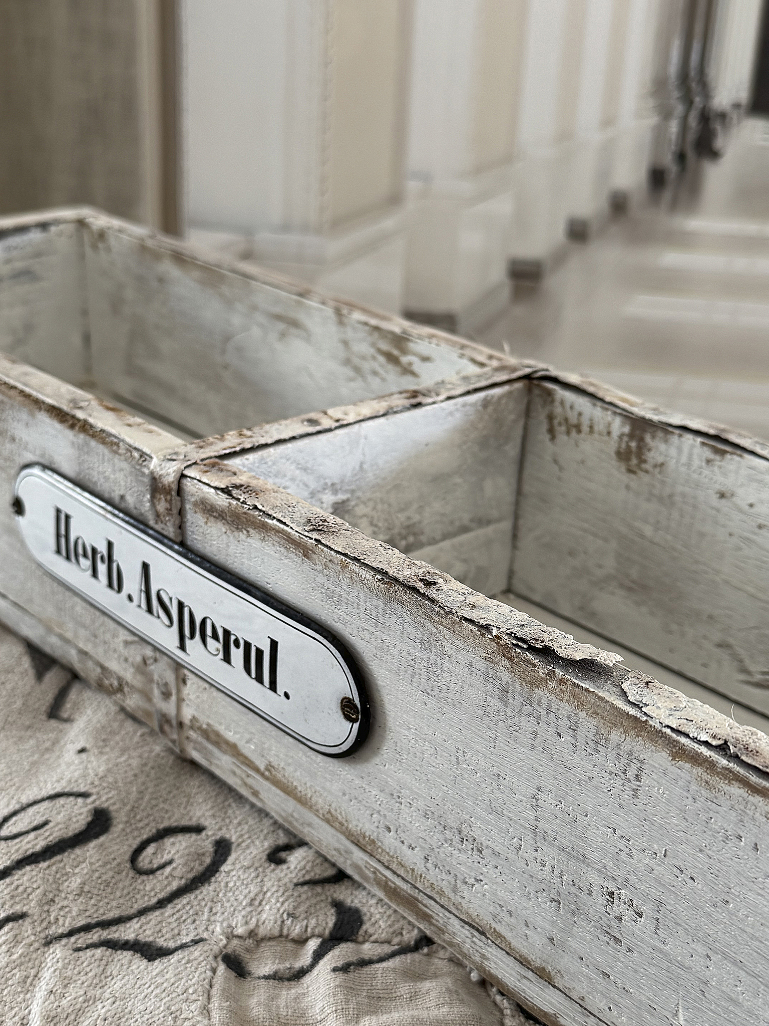 Antike lange  Apothekerschublade mit Geschichte- Asperul***