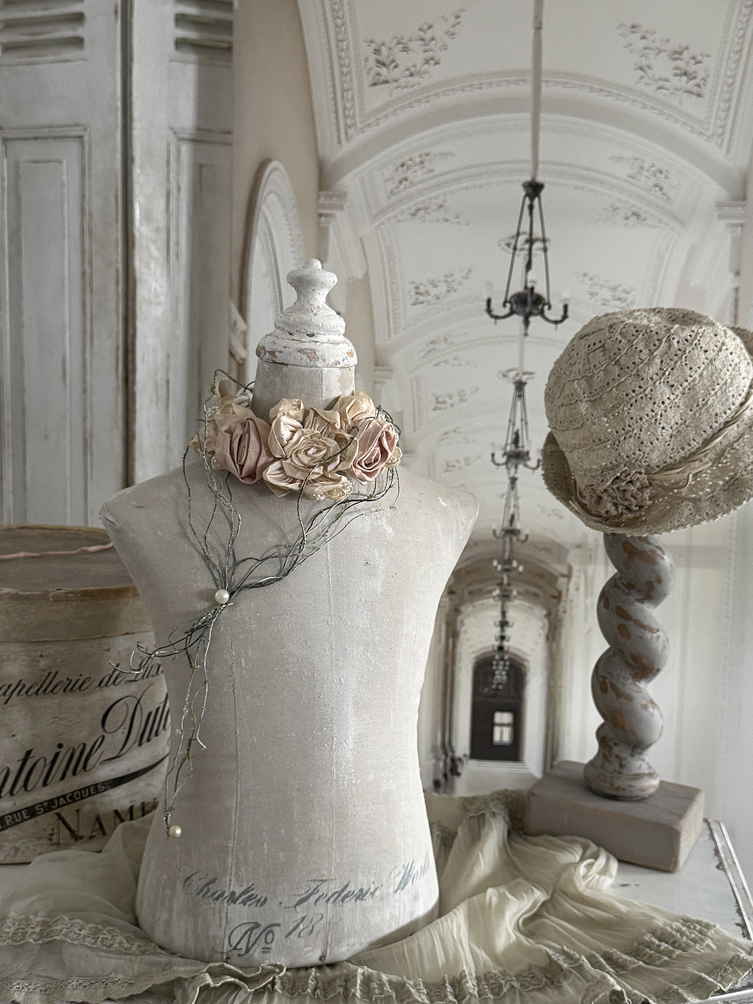 Antike romantische Schneiderpuppe / Torso Kind ***