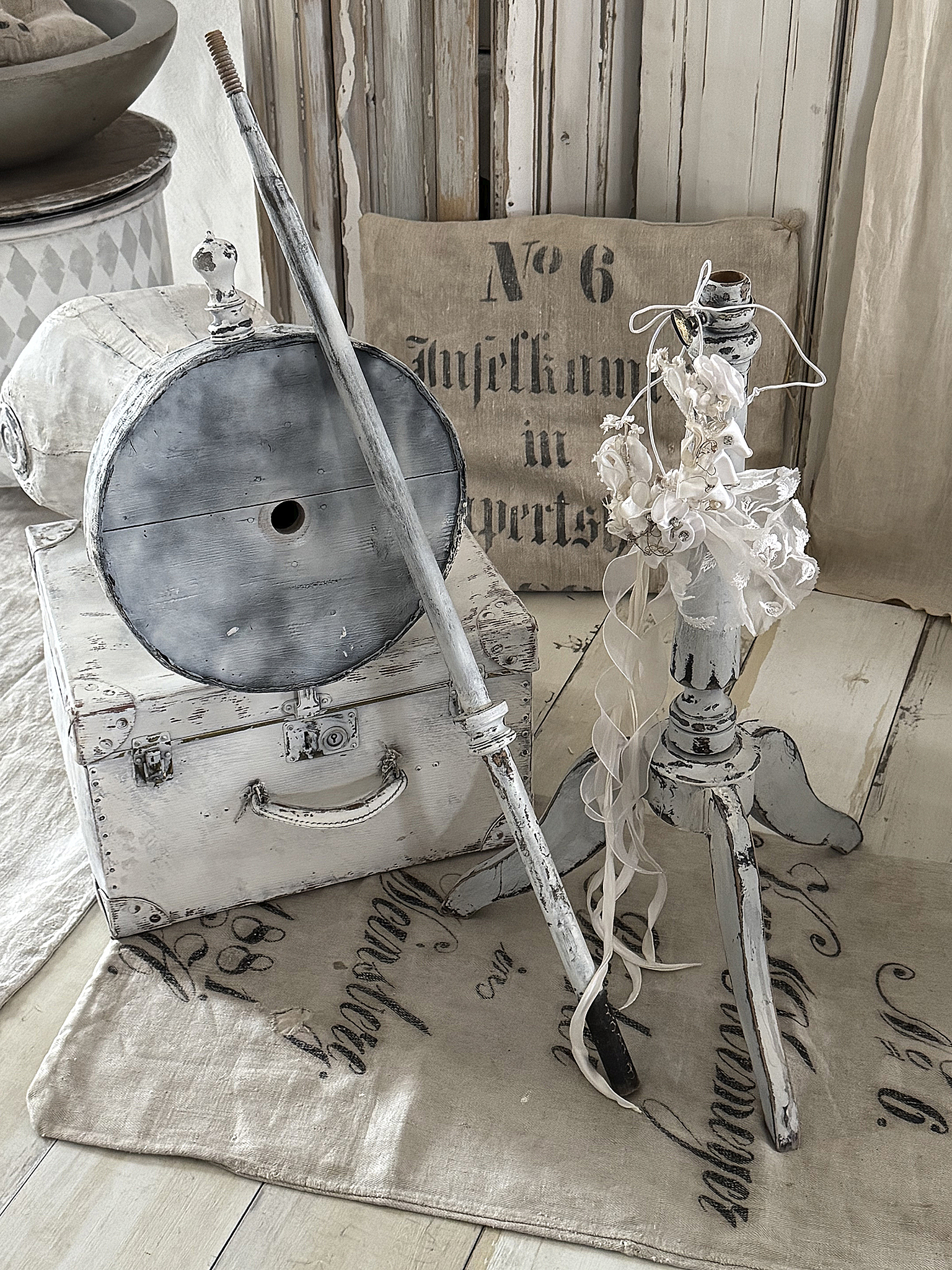 Antike Schneiderpuppe – Wespentaille & Vintage-Charme***