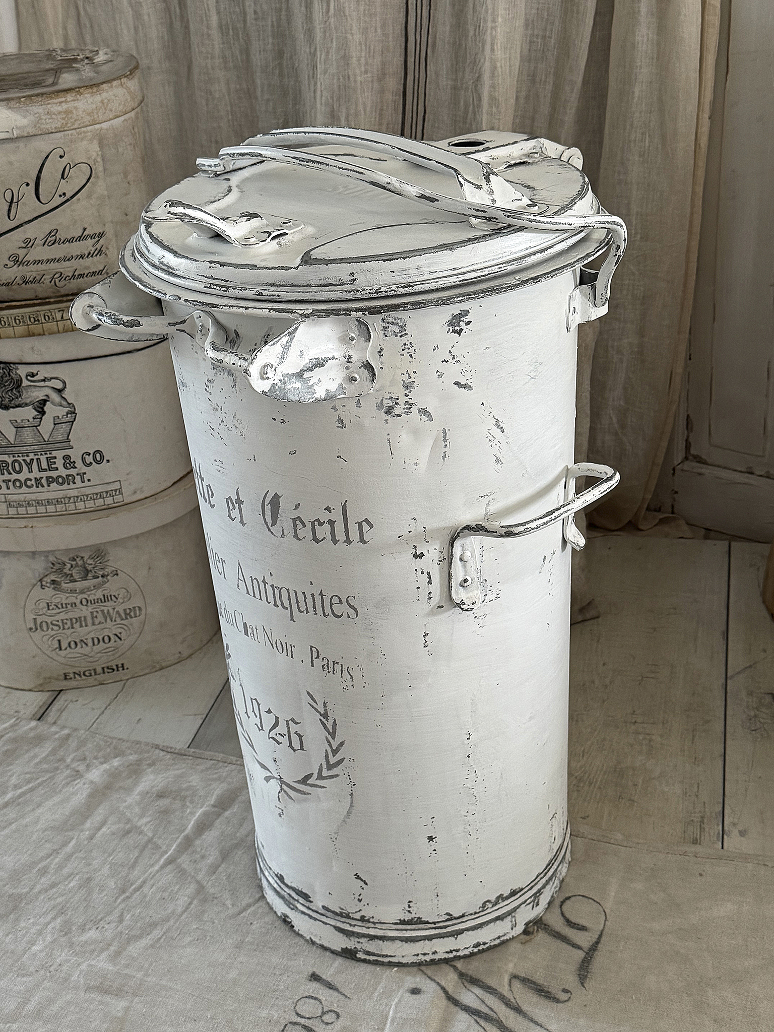 Alte große Zinkmülltonne 1926***