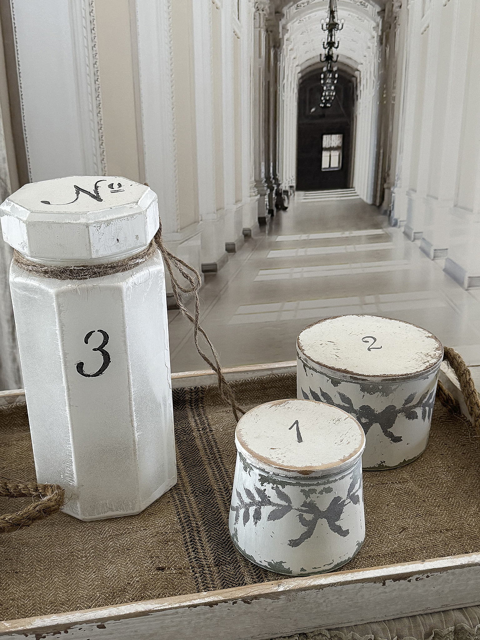 Shabby-Konvolut Tablett mit Schalen***