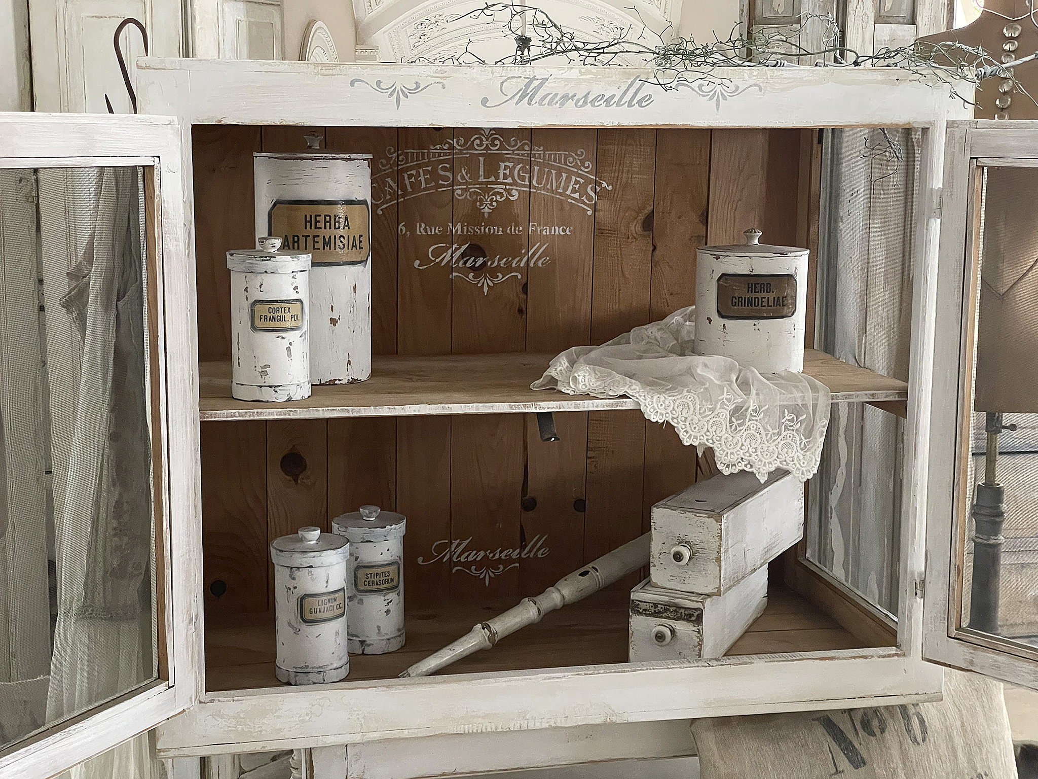 Großer alter Fliegenschrank „Shabby Chic“*** Großer alter Fliegenschrank „Shabby Chic“***