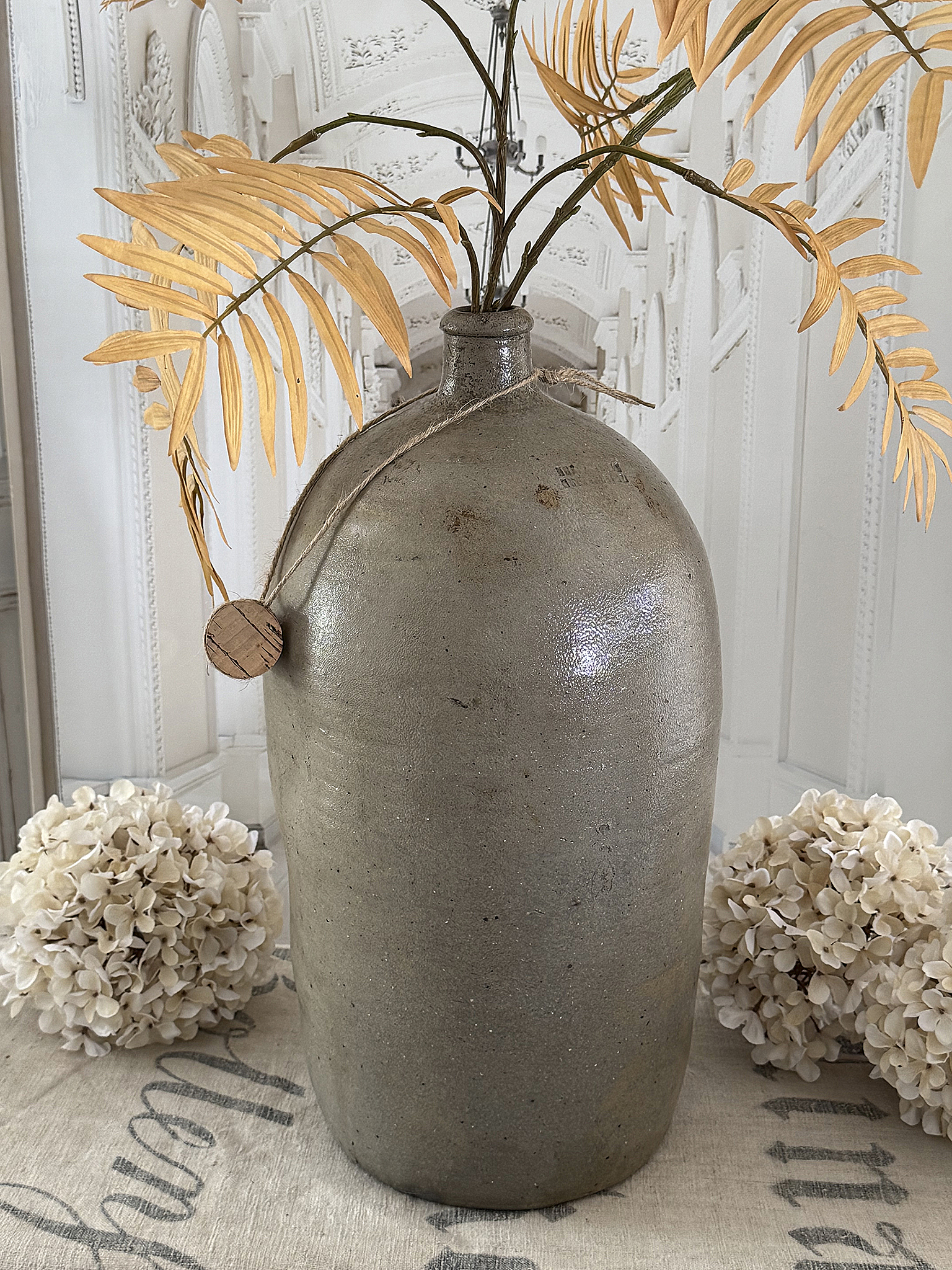 Große alte Steinzeug-Vase aus Frankreich – handgefertigtes Unikat mit Charakter und Patina***